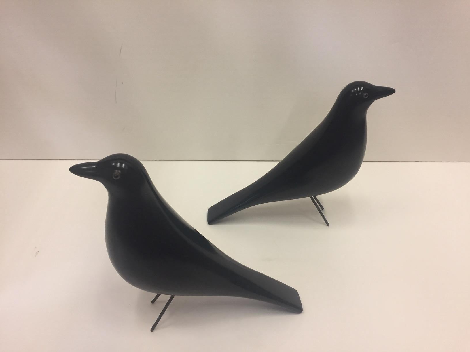 Gorgeous Pair of Carved and Painted Wood Crow Decoys Charles Perdew Attributed 4