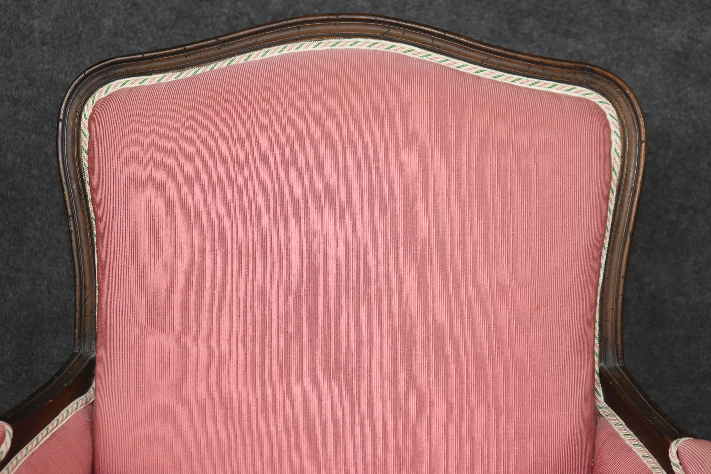 Gorgeous Pair Carved Walnut Louis XV Style Bergères with Pink Off-White Fabric 4