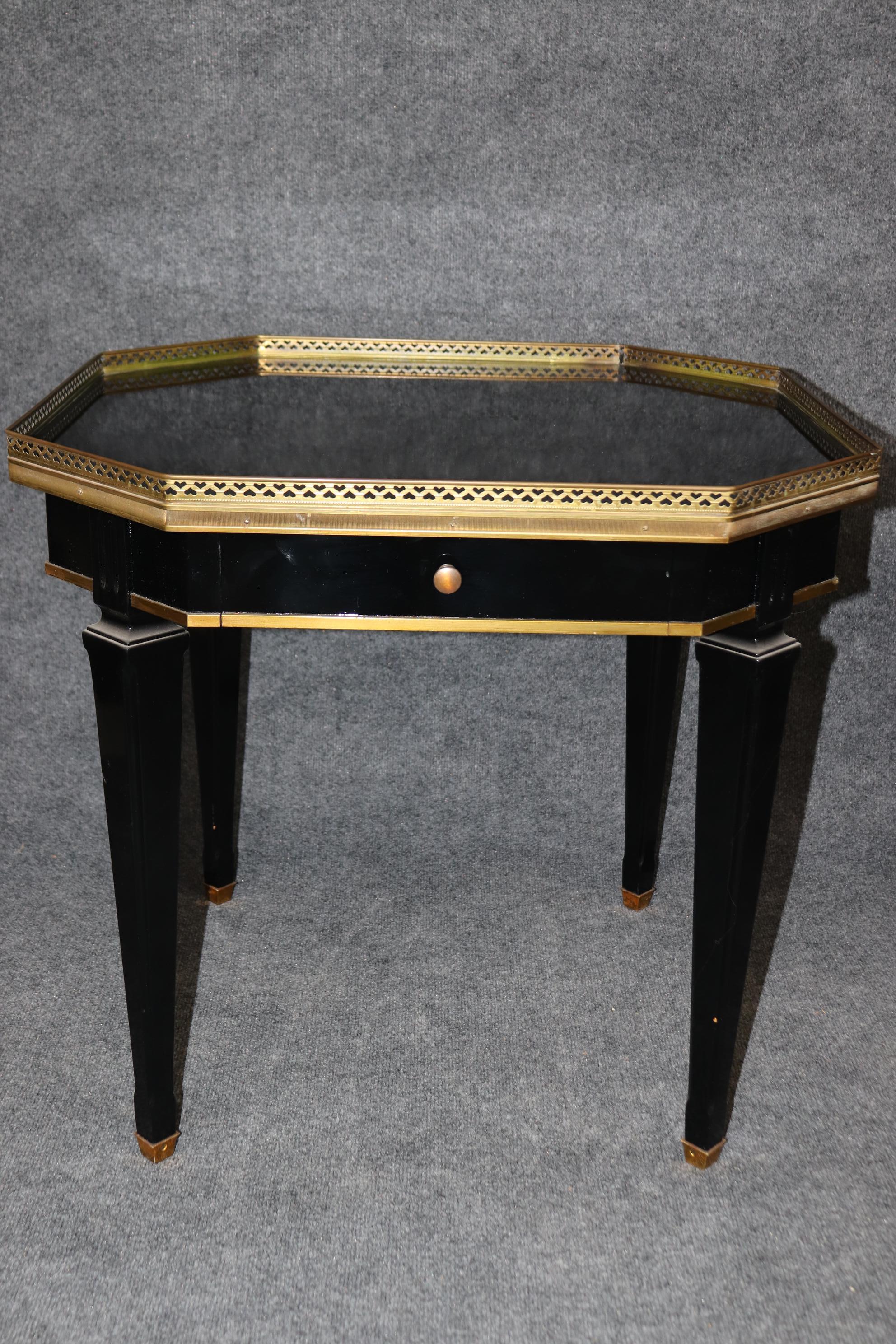 Gorgeous Pair Maison Jansen Style Directoire Octagonal Black Laquer End Tables 4