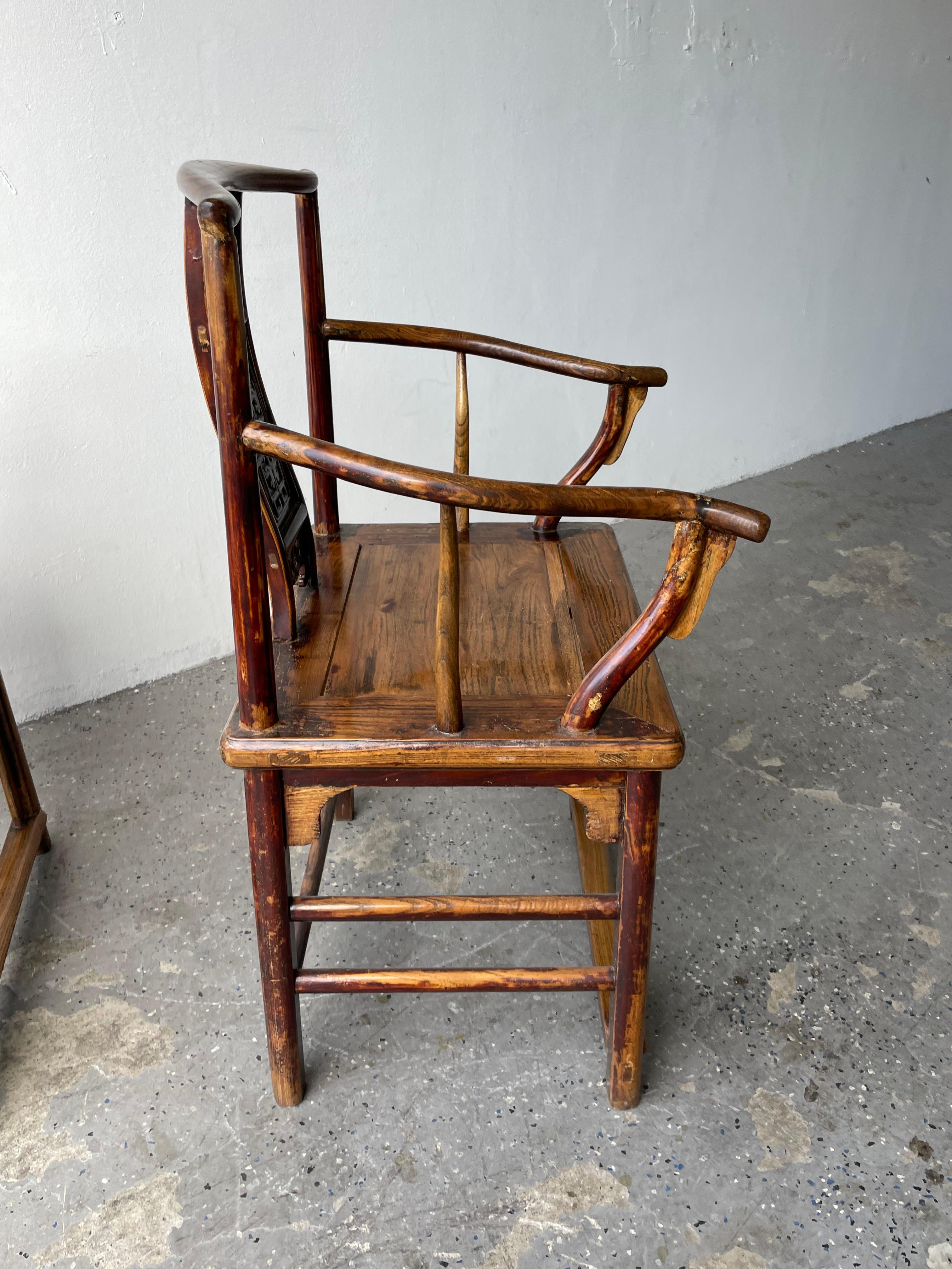 Bois de feuillus Magnifique paire de fauteuils chinois en bois de feuillus du 19e, 1800e siècle en vente
