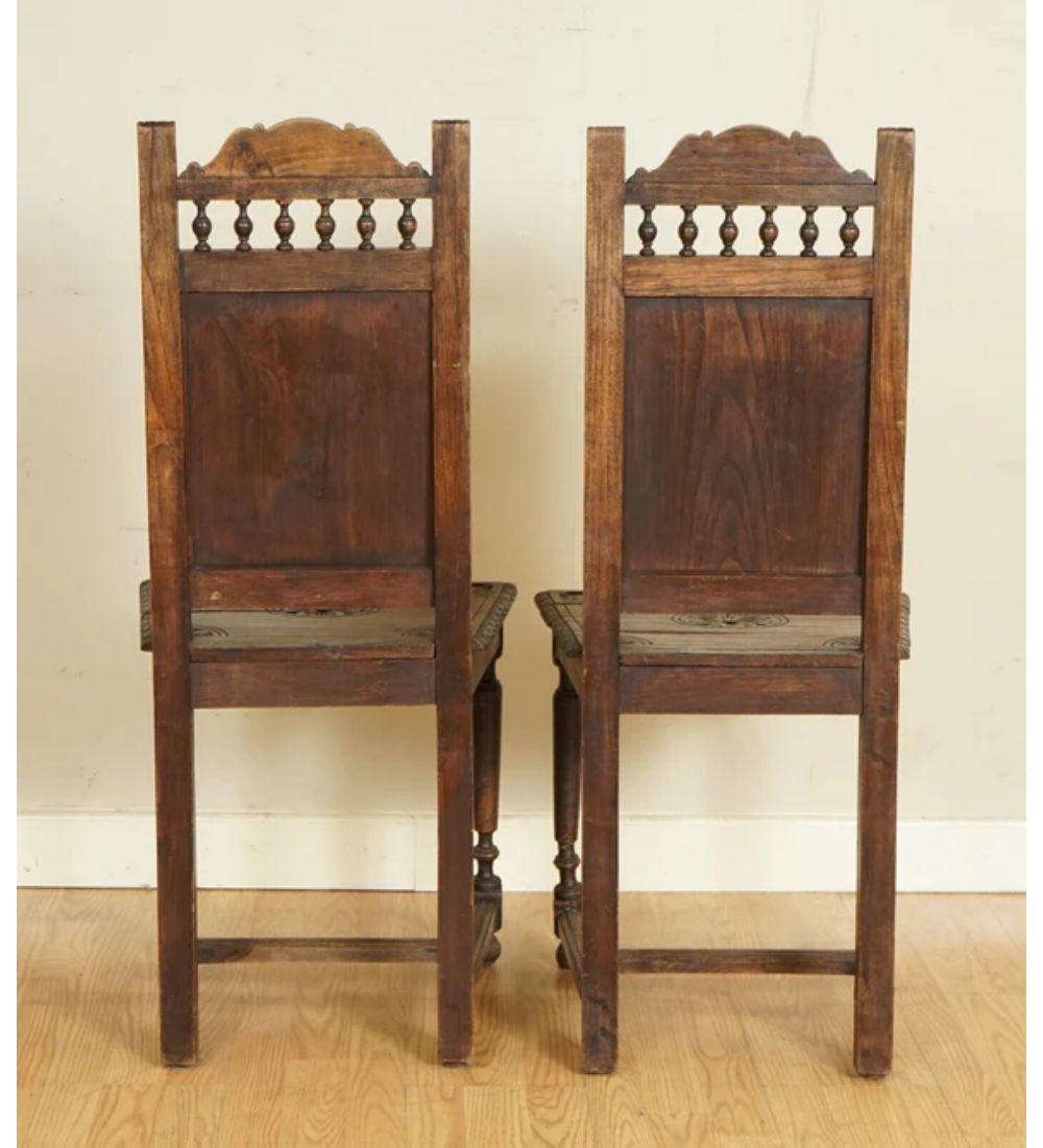 Gorgeous Pair Of Antique Circa 1920 Hand Carved Oak Brittany Chairs  For Sale 4