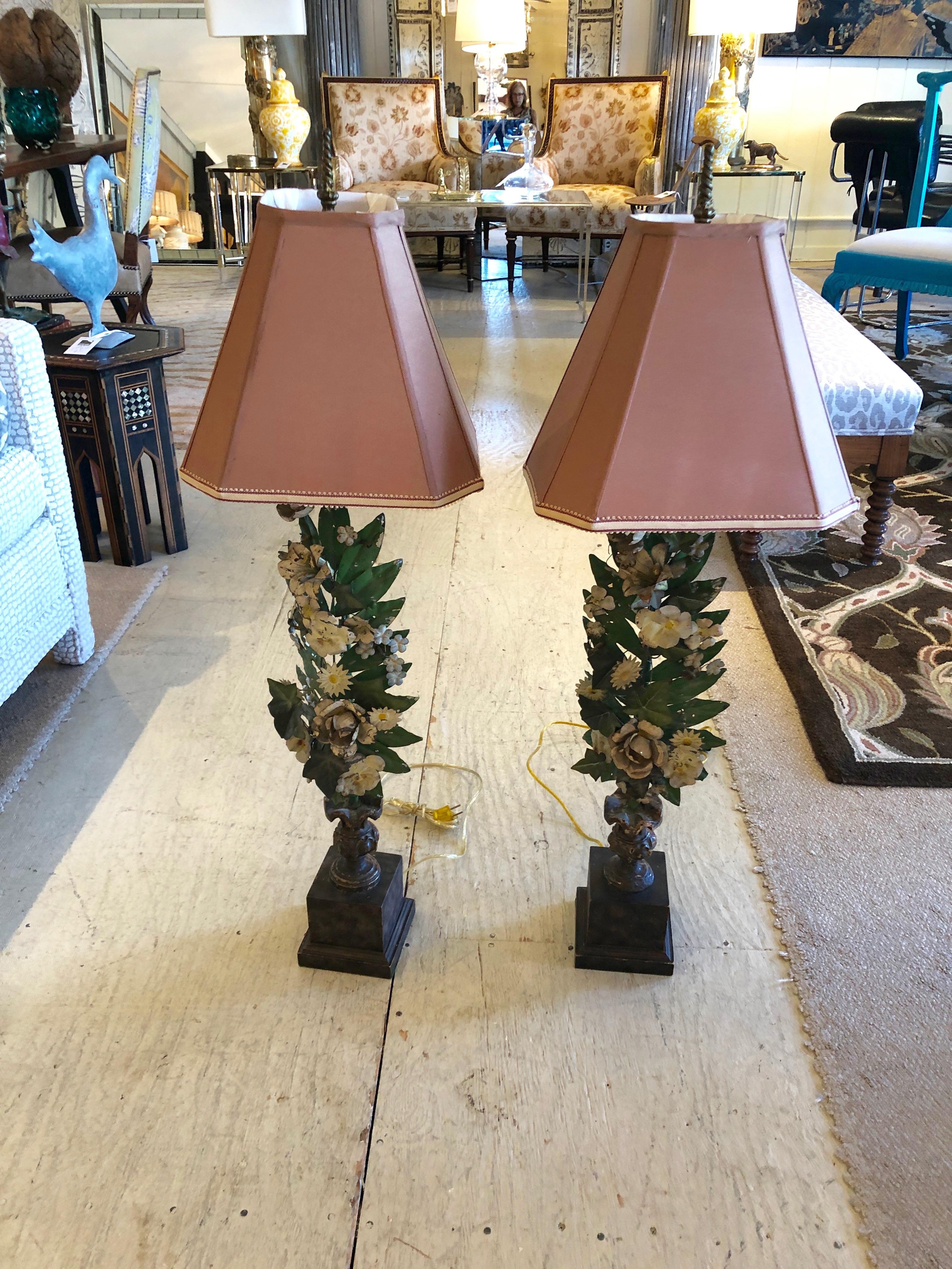 Gorgeous Pair of French Antique Tole Table Lamps with Flowers and Leaves 3