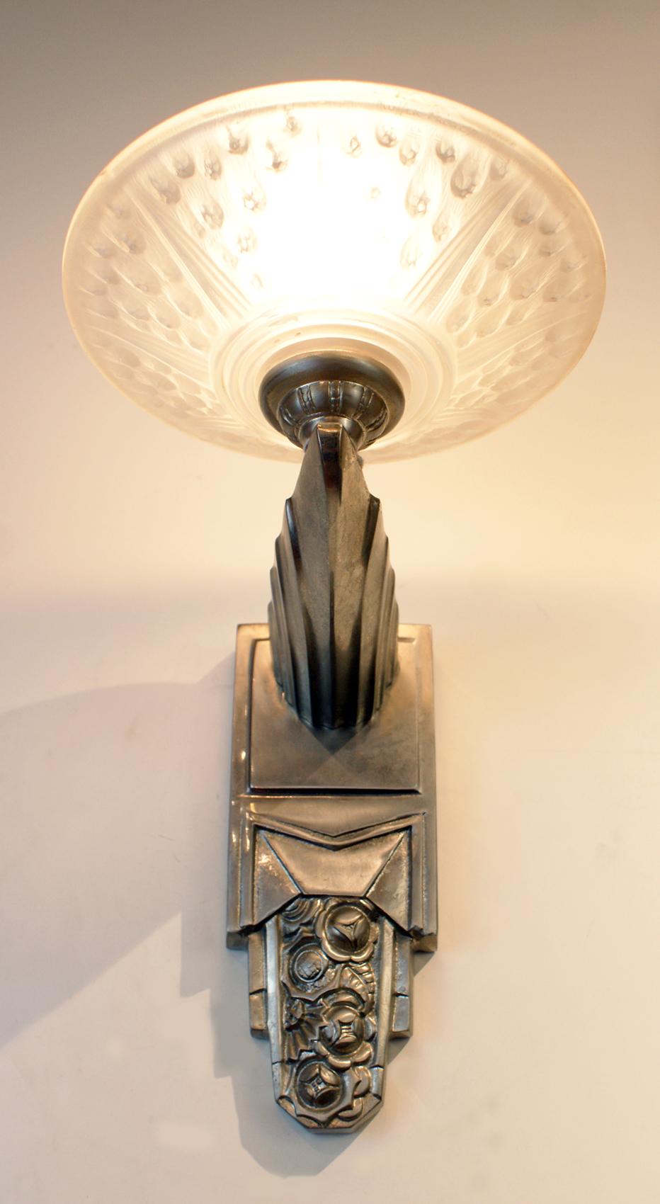 Silvered Gorgeous Pair of French Art Deco Sconces Signed Muller Frères Luneville For Sale