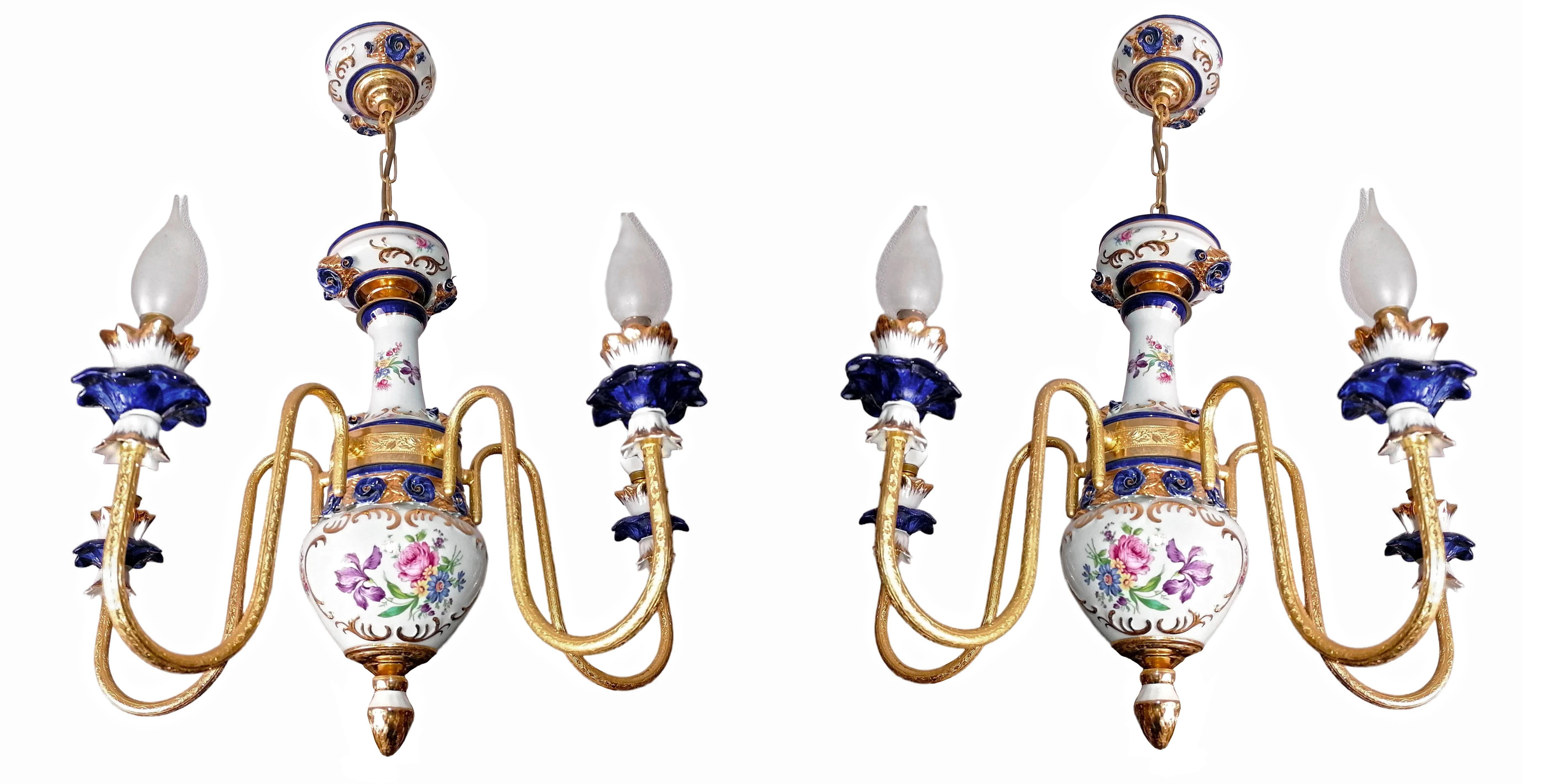 Gorgeous French Limoges style porcelain chandelier with five-light bulbs and sculpted applique porcelain roses, leaves and gilt brass Price per Unit.
Dimensions:
Diameter 23.6 in/ 60 cm
Height 29.5 in/ 75 cm, Chain (20 cm)
Weight: 10 lb/ 5 Kg
Five