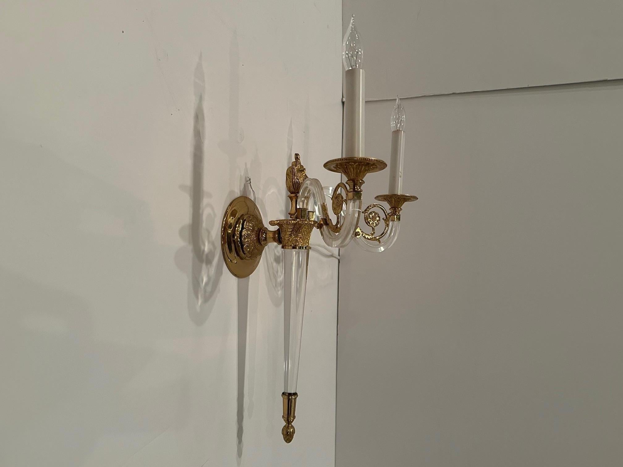 Gorgeous Pair of Hollywood Regency Lucite & Brass Sconces For Sale 5