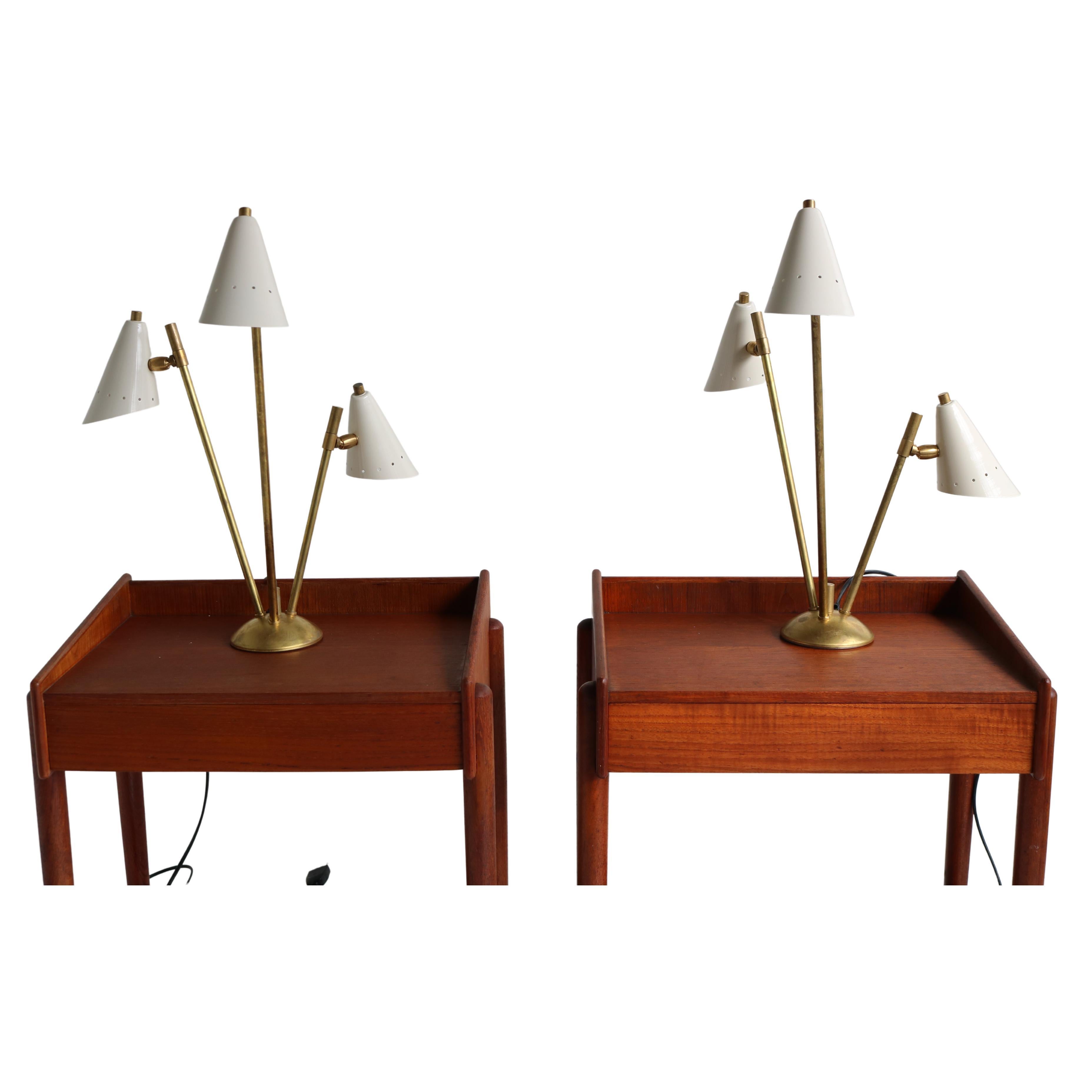 Gorgeous Pair of Italian Design Table Lamps in Minimalist Stilnovo Style Brass