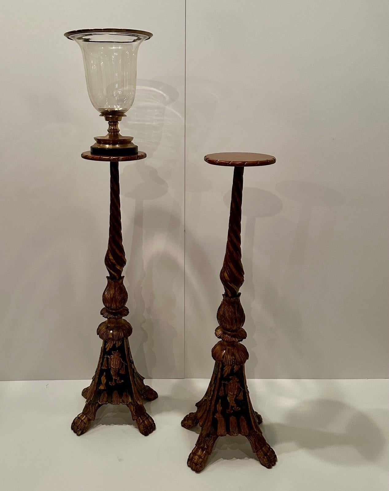 Gorgeous Pair of Italian Ornately Carved Painted & Gilded Pedestals For Sale 8