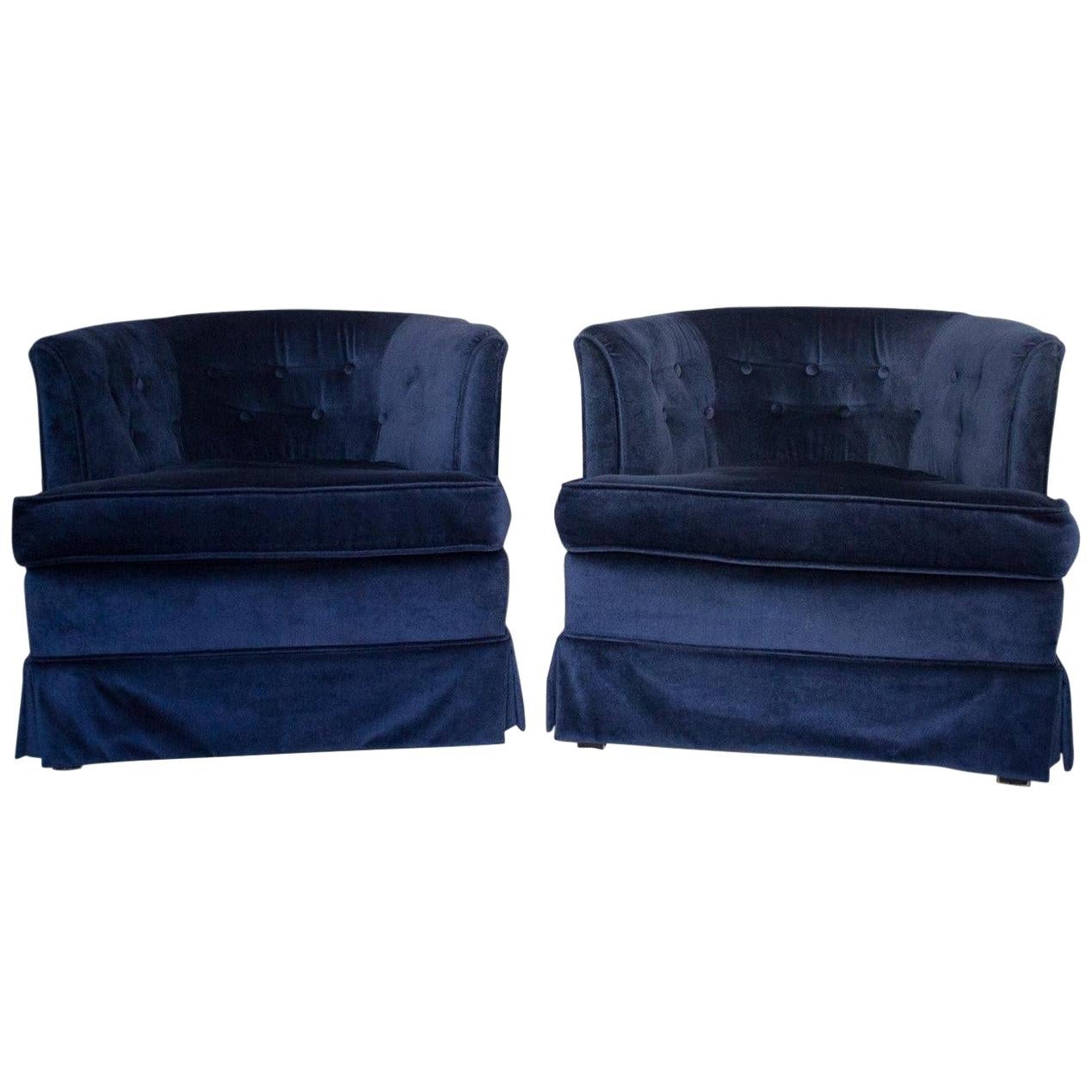 Gorgeous Pair of Luxe Navy Fully Upholstered Club Armchairs For Sale