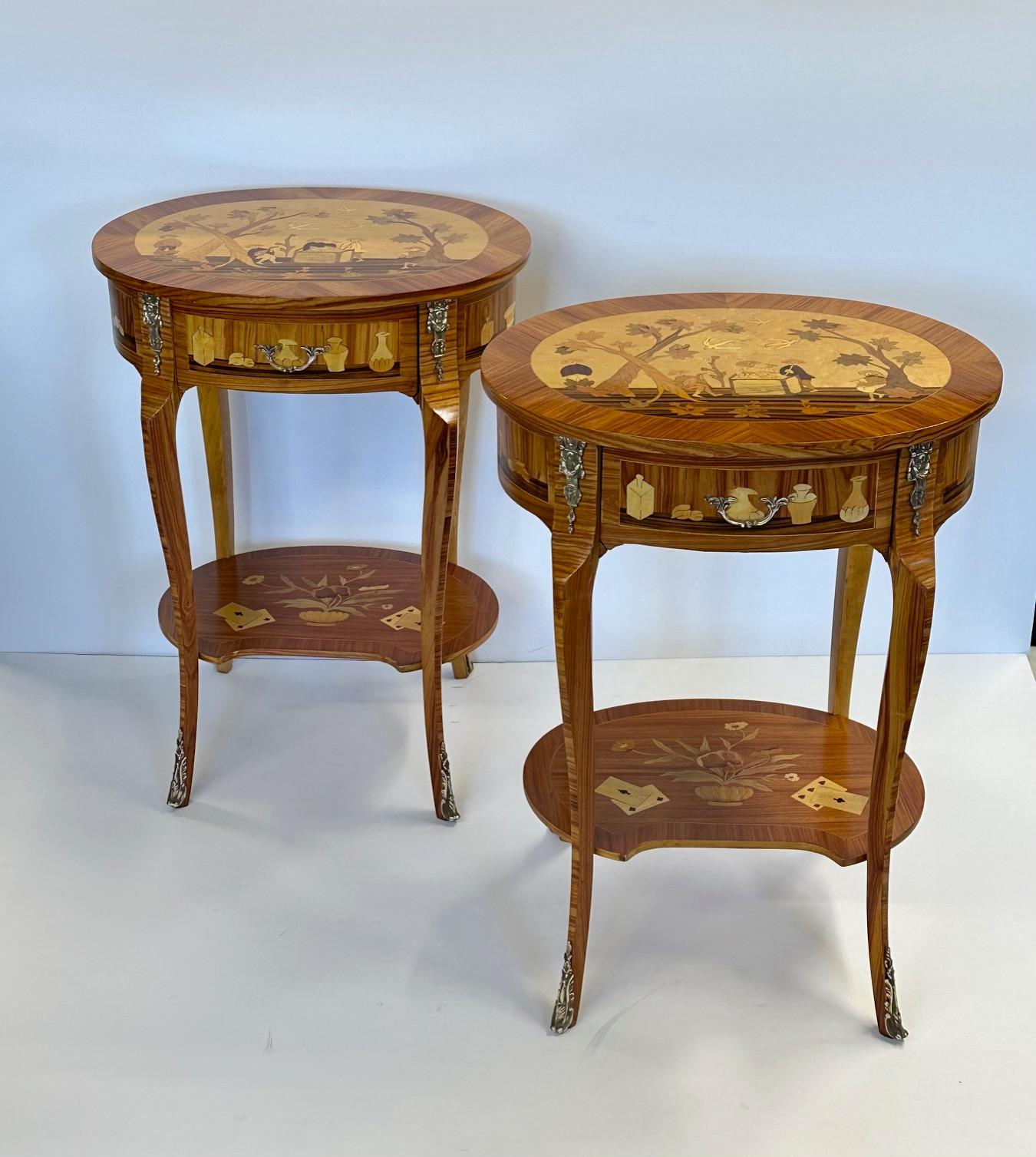 Italian Gorgeous Pair of Mixed Wood Inlaid Night Stands with Playing Card Decoration For Sale