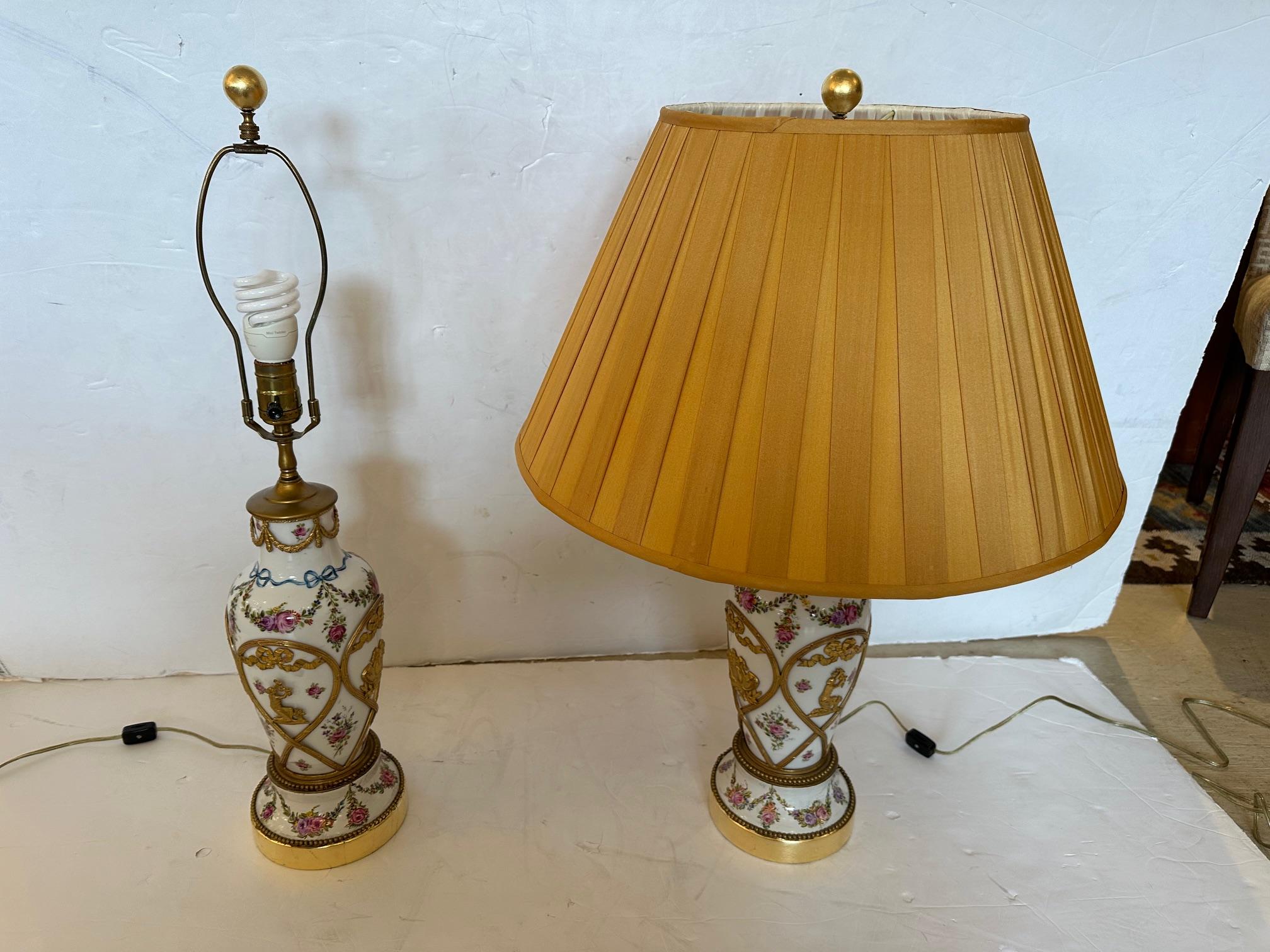Gorgeous Pair of Vintage Porcelain Painted Table Lamps with Brass Overlays For Sale 2