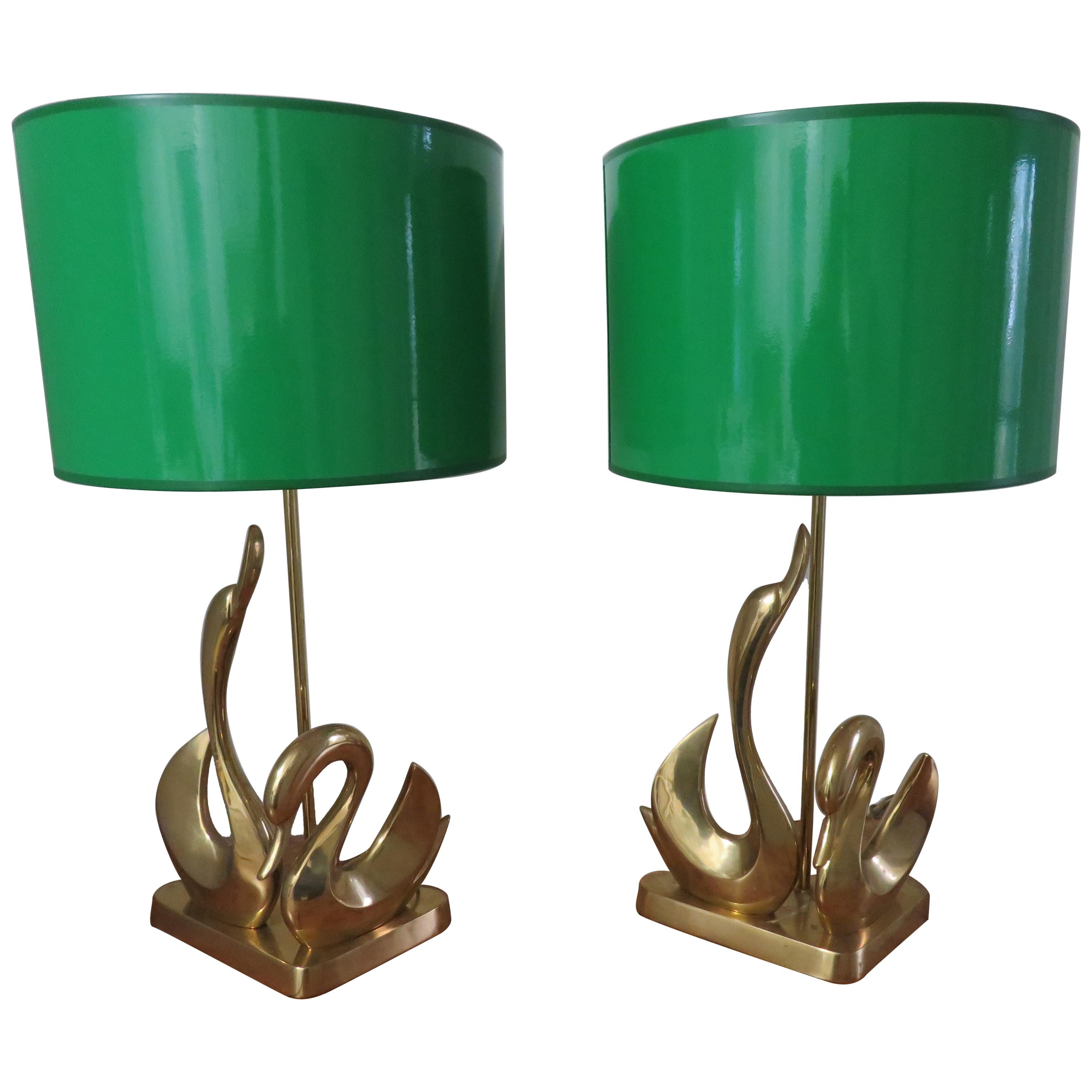 Gorgeous Pair Massivem Messing Mitte des Jahrhunderts Modern Stilisierte Swan Lampen
