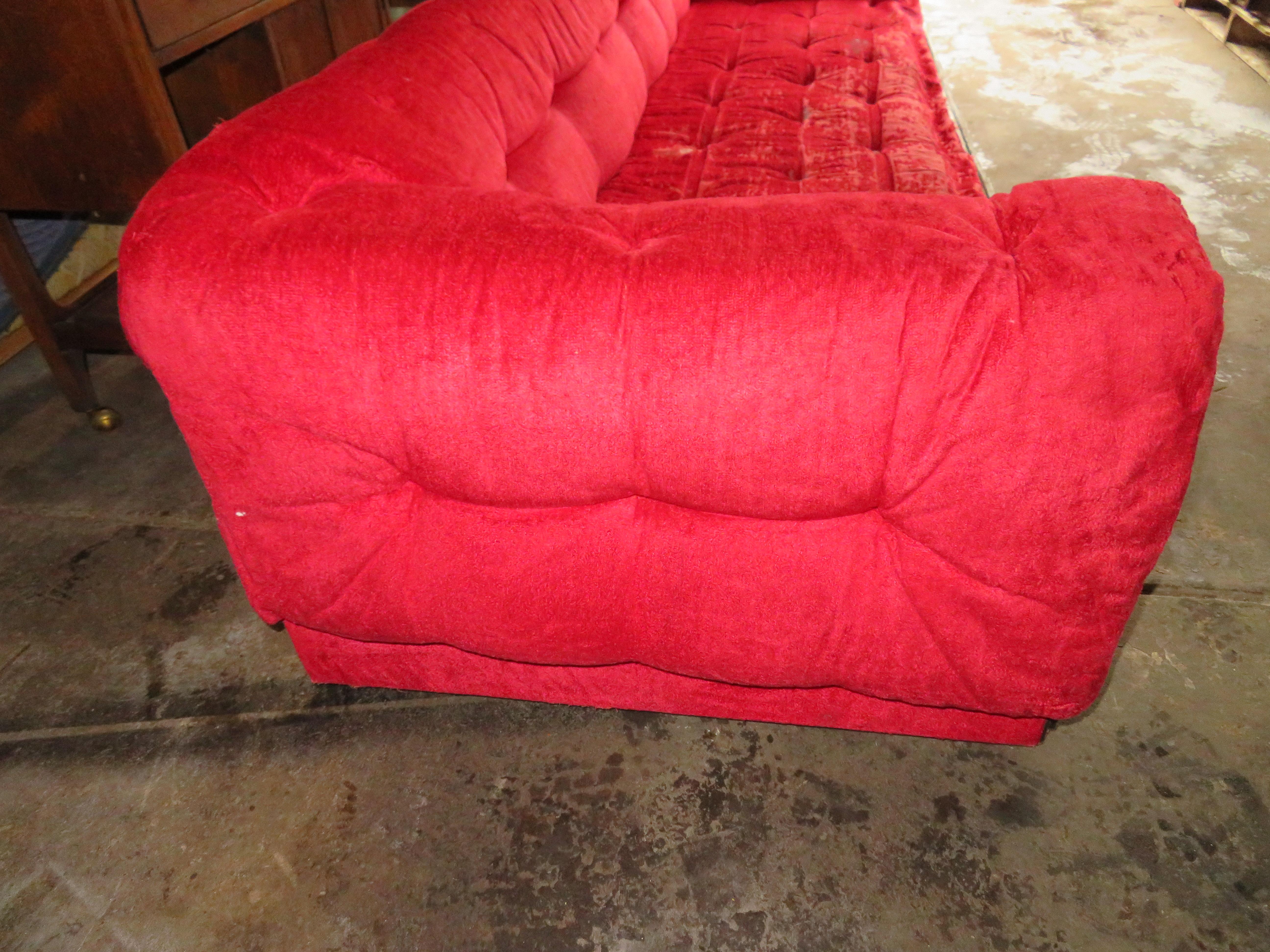 Gorgeous Pearsall Brutalist Party Sofa Tufted Chesterfield Evans, Midcentury In Fair Condition In Pemberton, NJ