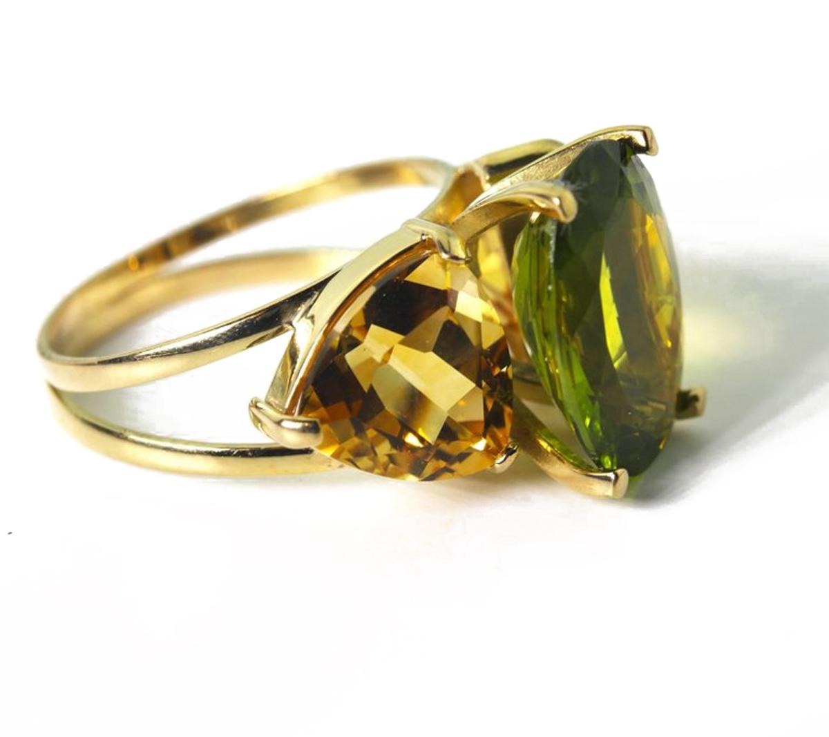 AJD Spectacular Intense 6 Ct Peridot & 5 Ct Citrine 18Kt Yellow Gold Ring 3