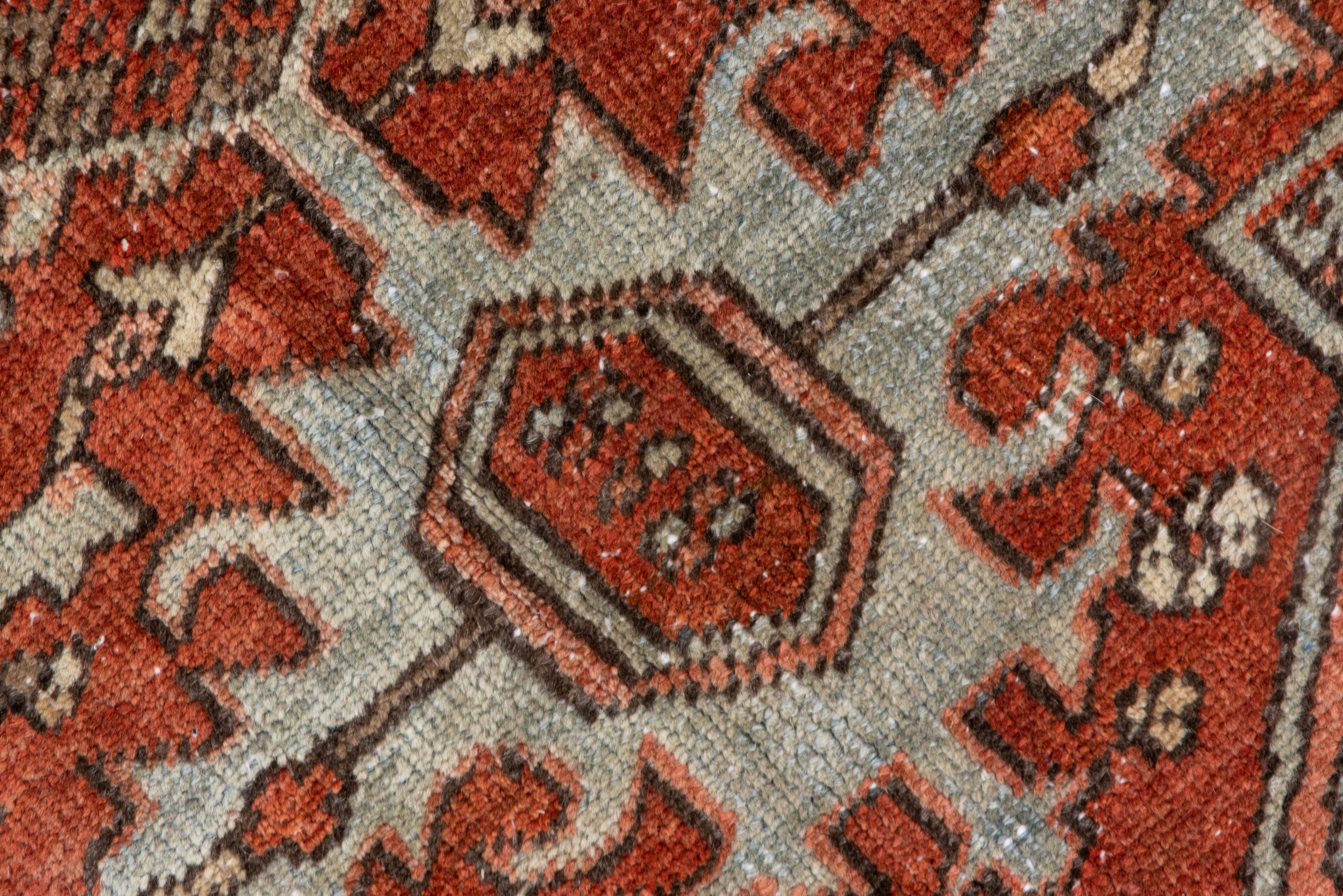 Heriz Serapi Gorgeous Persian Heriz Carpet, Geometric, Red Field, Blue Outer Field For Sale