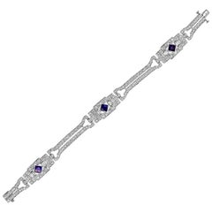 Armband aus wunderschönem Platin mit 1,78 Karat Saphiren und Diamanten