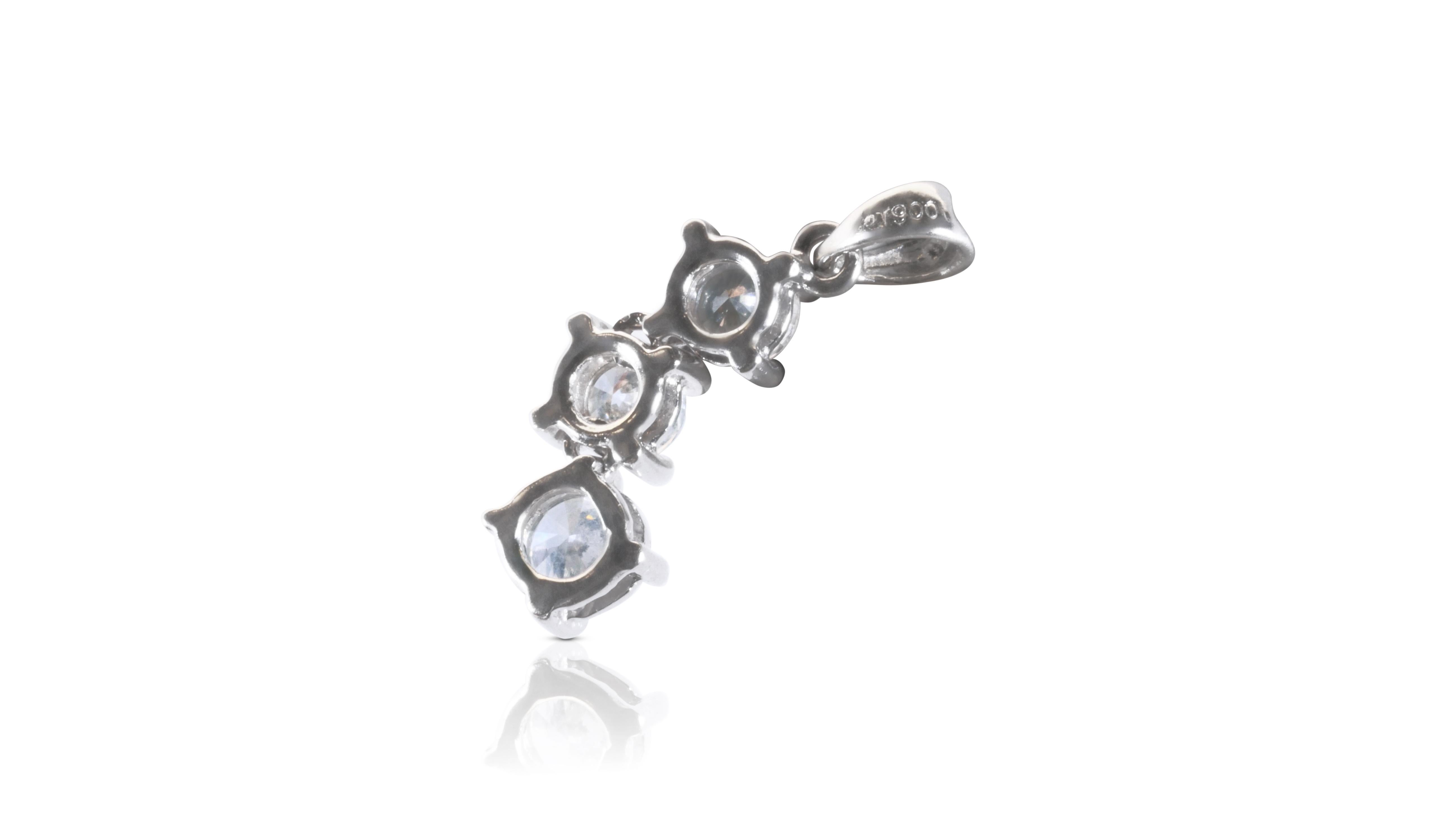 Gorgeous Platinum 3 Stone Drop Pendant with 0.52ct Natural Diamonds For Sale 1