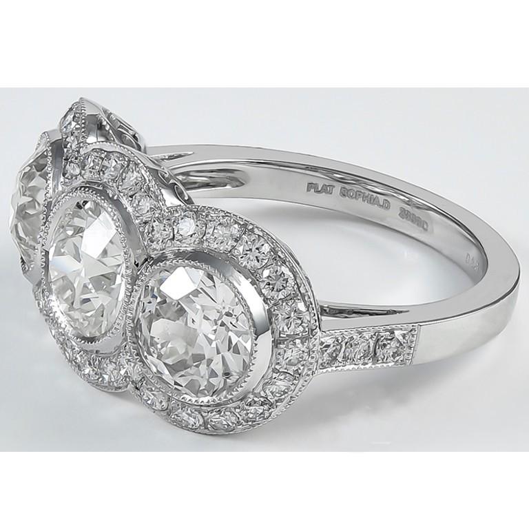 Sophia D, 3.27 Carat Three-Stone Diamond Platinum Ring In New Condition For Sale In New York, NY
