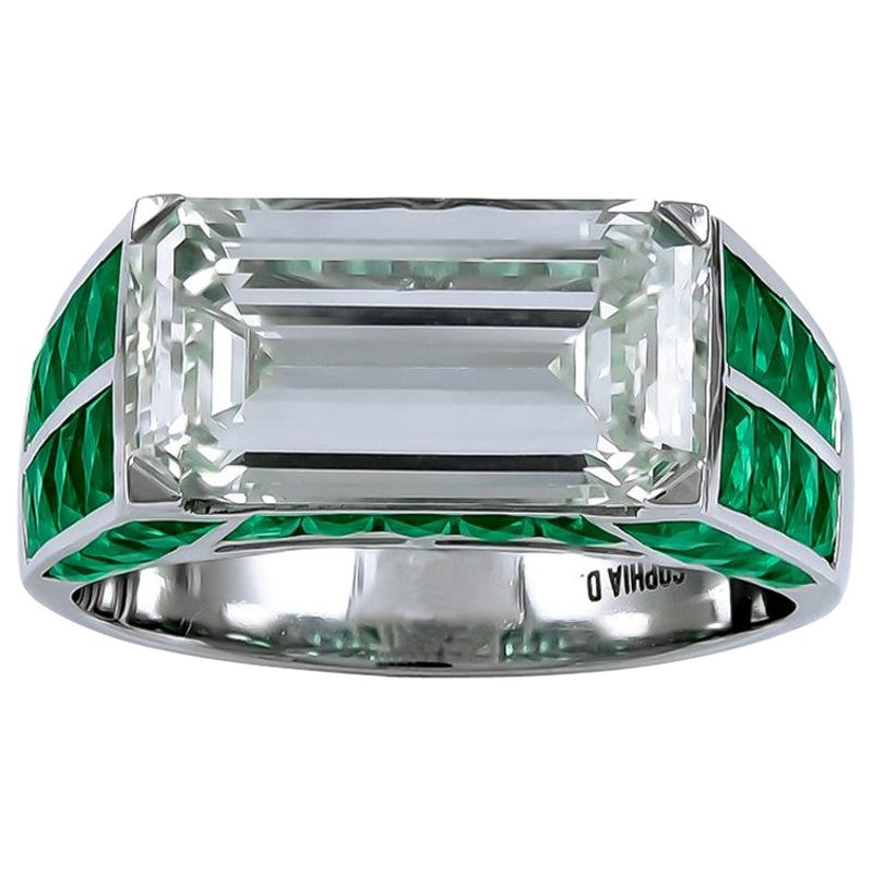 Sophia D. 3.58 Carat Emerald Cut Center Diamond and Emerald Platinum Ring For Sale