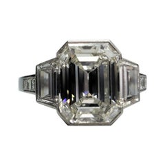 Gorgeous Platinum 4.18 Carat Center Diamond Ring