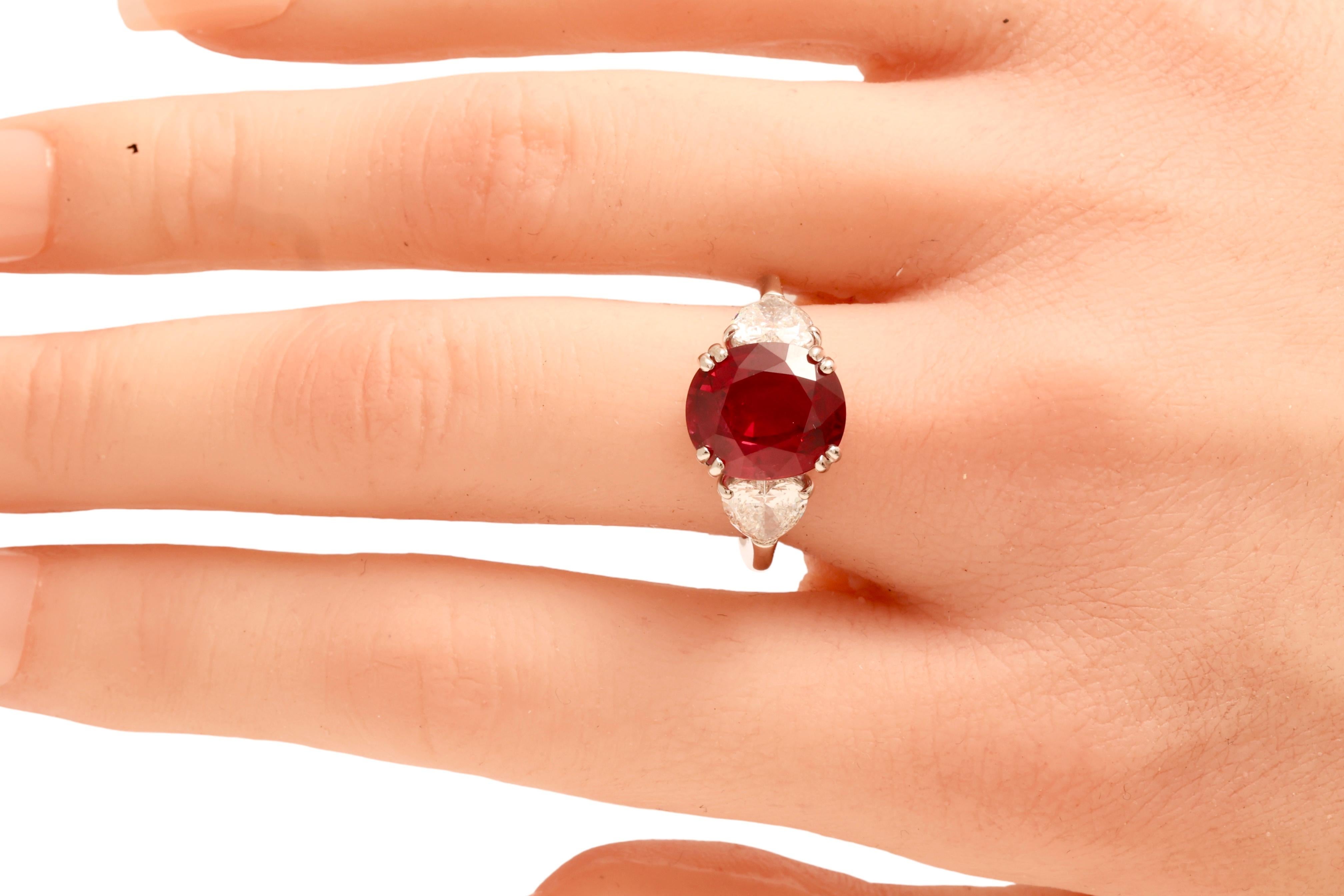 Gorgeous Platinum Ring with Vivid Red 5.53 Ct Ruby & 1.5 Ct Heart Shape Diamond For Sale 2