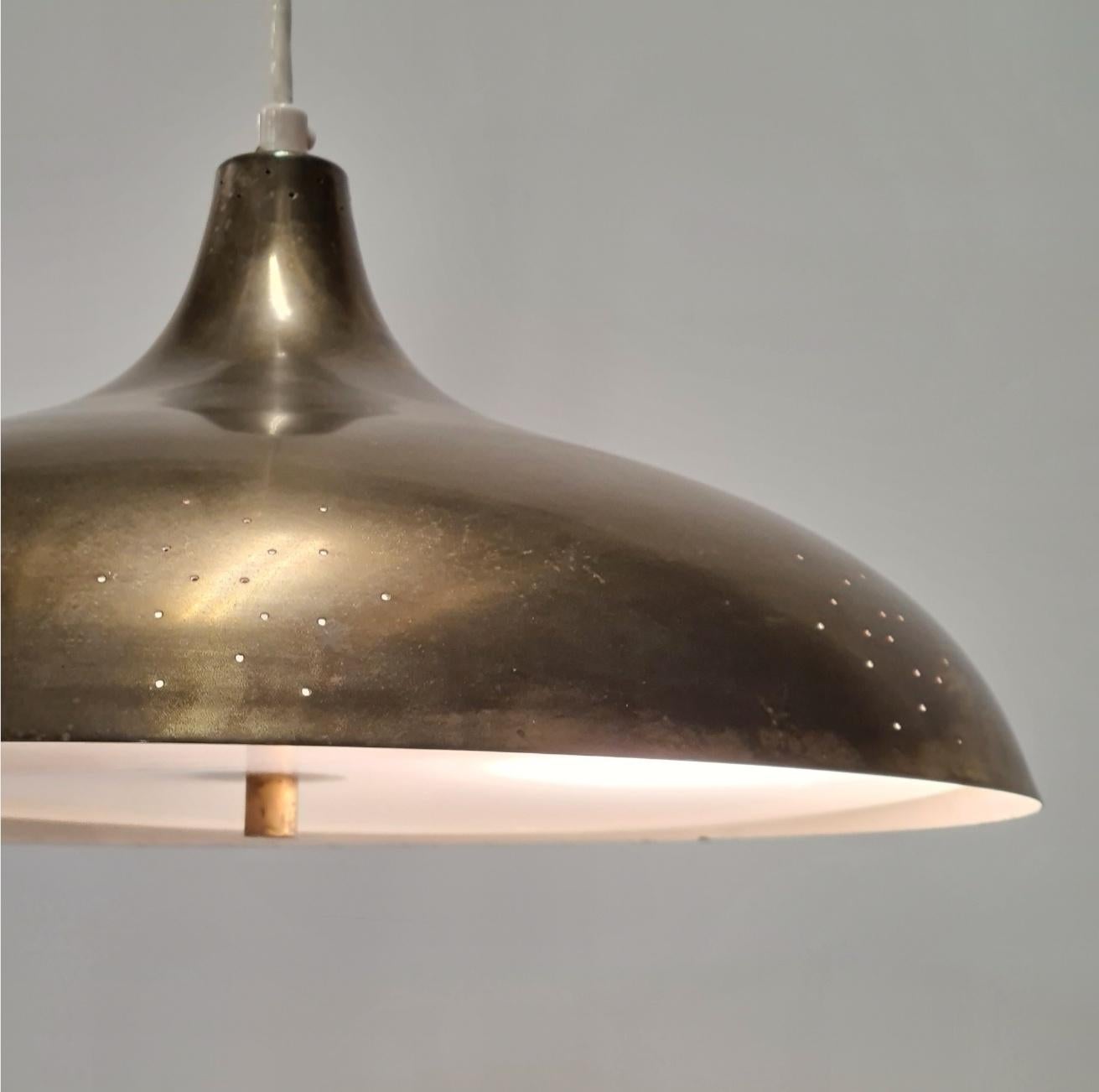 Gorgeous PSO ceiling lamp model 468010 in perforated brass, 1950s For Sale 3