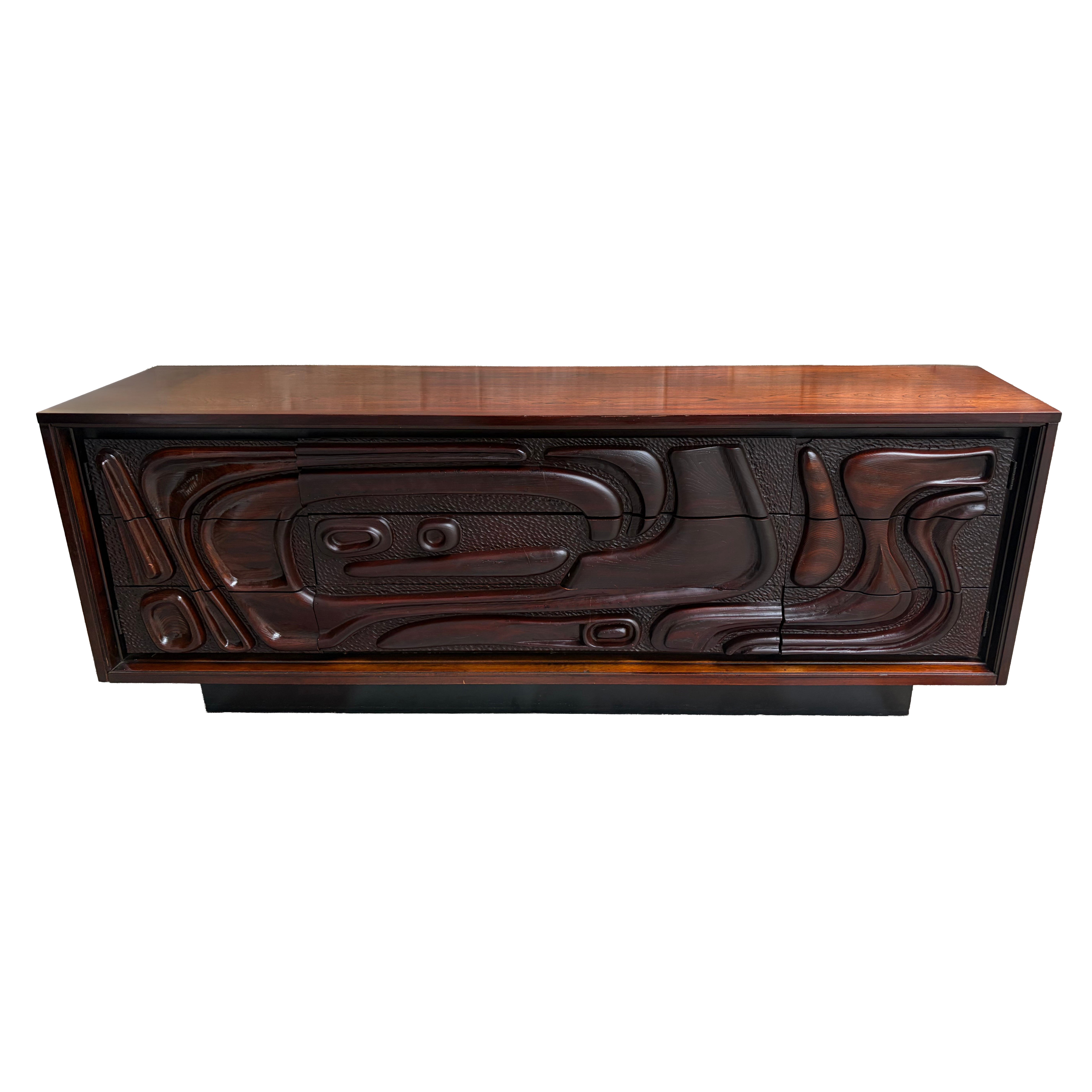 Gorgeous Pulaski Oceanic Sculpted Front Brutalist Credenza Cabinet Mid--Century