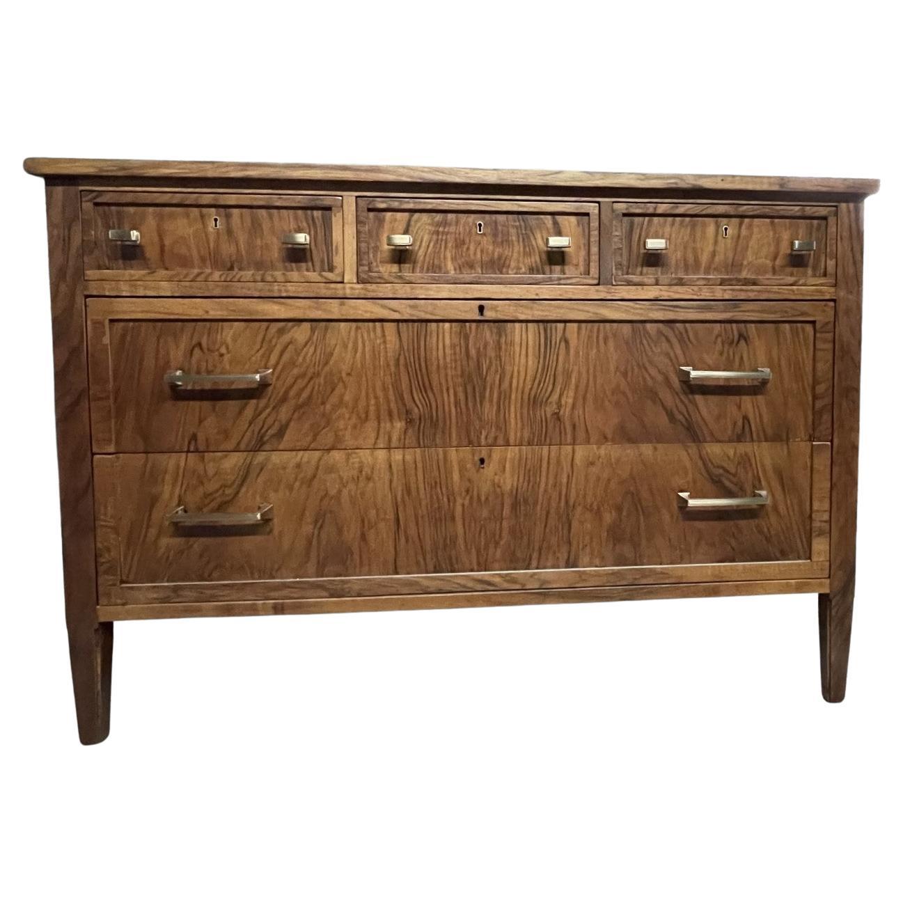 A rare French riviera olive wood Commode with stuning wood patern and amazing craft, Fully restaured by french nicoisse restauration artisan. 
Amazing quality and condition. Oilded bronze hardware.
