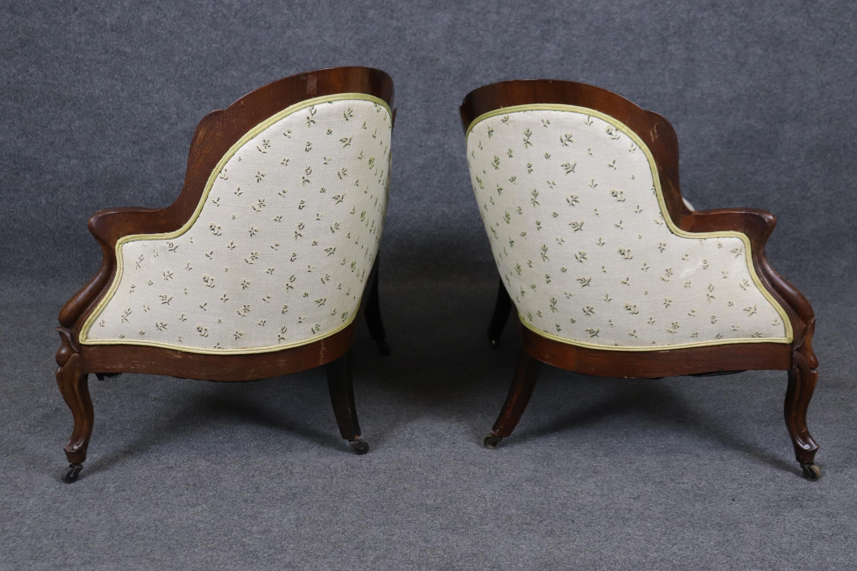 High Victorian Gorgeous Rare Pair of Belter Attributed Meridians Chaises Recamiers Circa 1870
