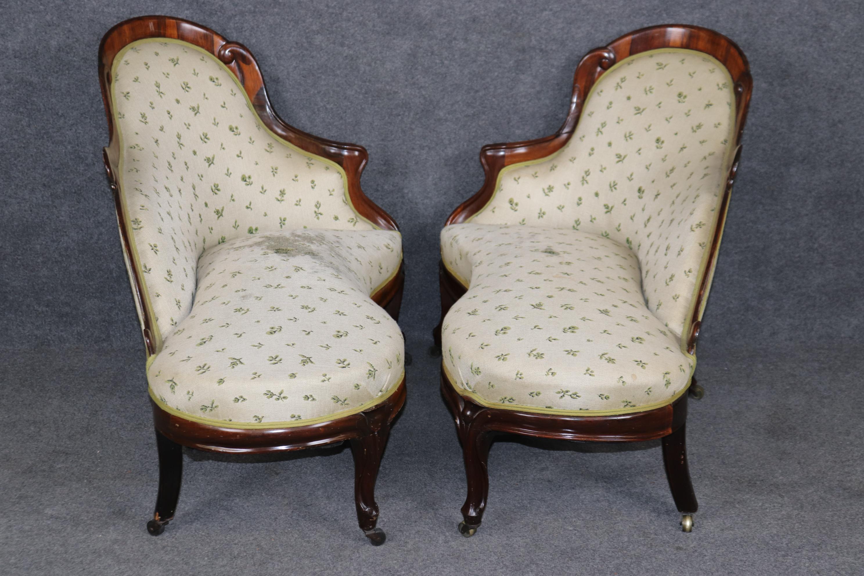 Gorgeous Rare Pair of Belter Attributed Meridians Chaises Recamiers Circa 1870 In Good Condition In Swedesboro, NJ