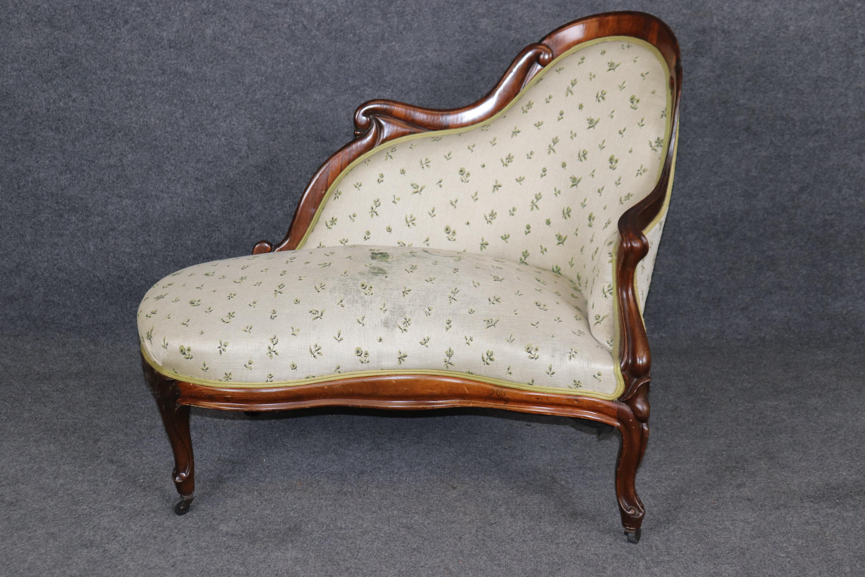 Late 19th Century Gorgeous Rare Pair of Belter Attributed Meridians Chaises Recamiers Circa 1870