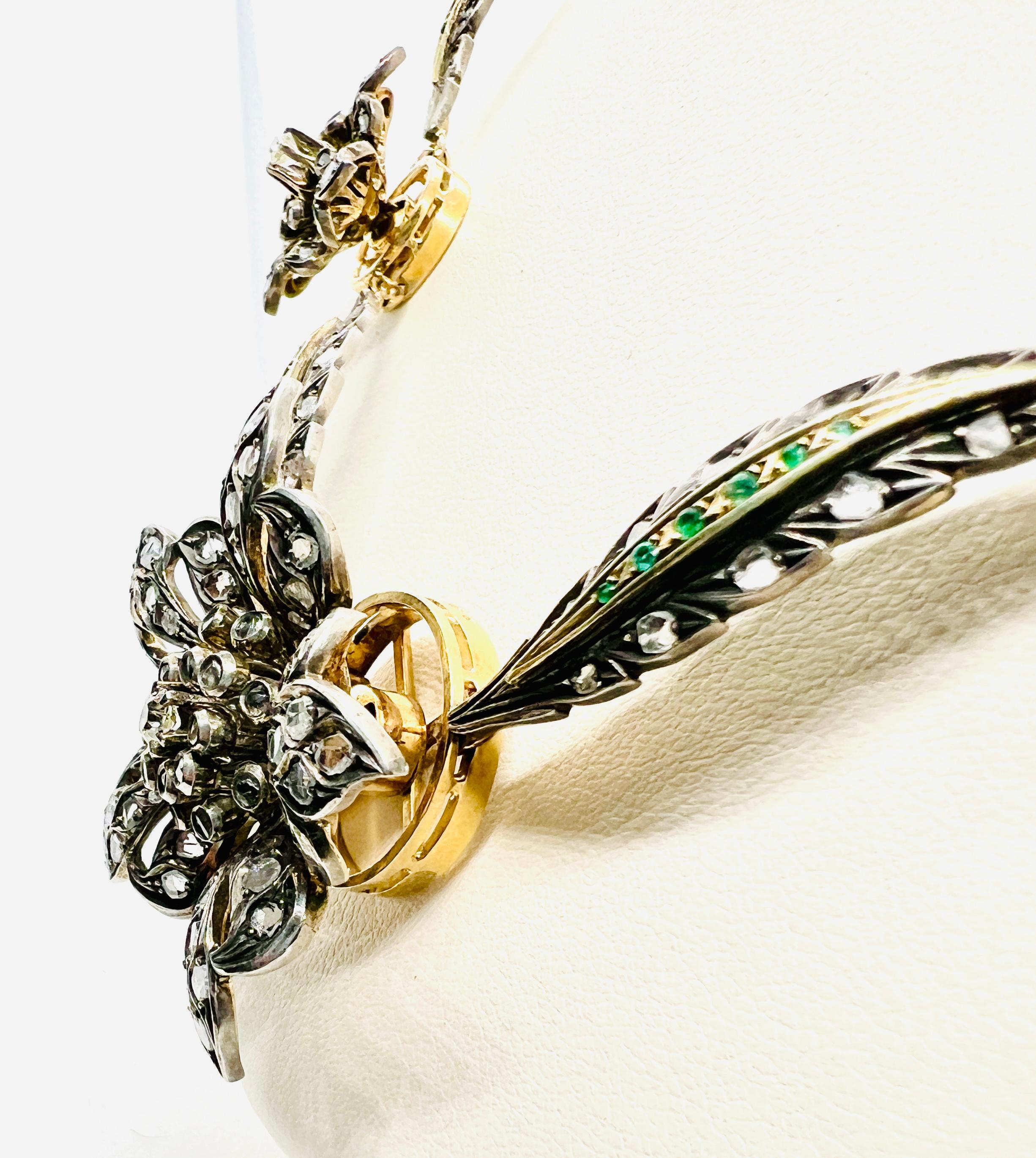 Wunderschöne Halskette aus Sterlingsilber, 18 Karat Gelbgold, Diamant & Smaragd mit 10 Stationen (Kunsthandwerker*in) im Angebot