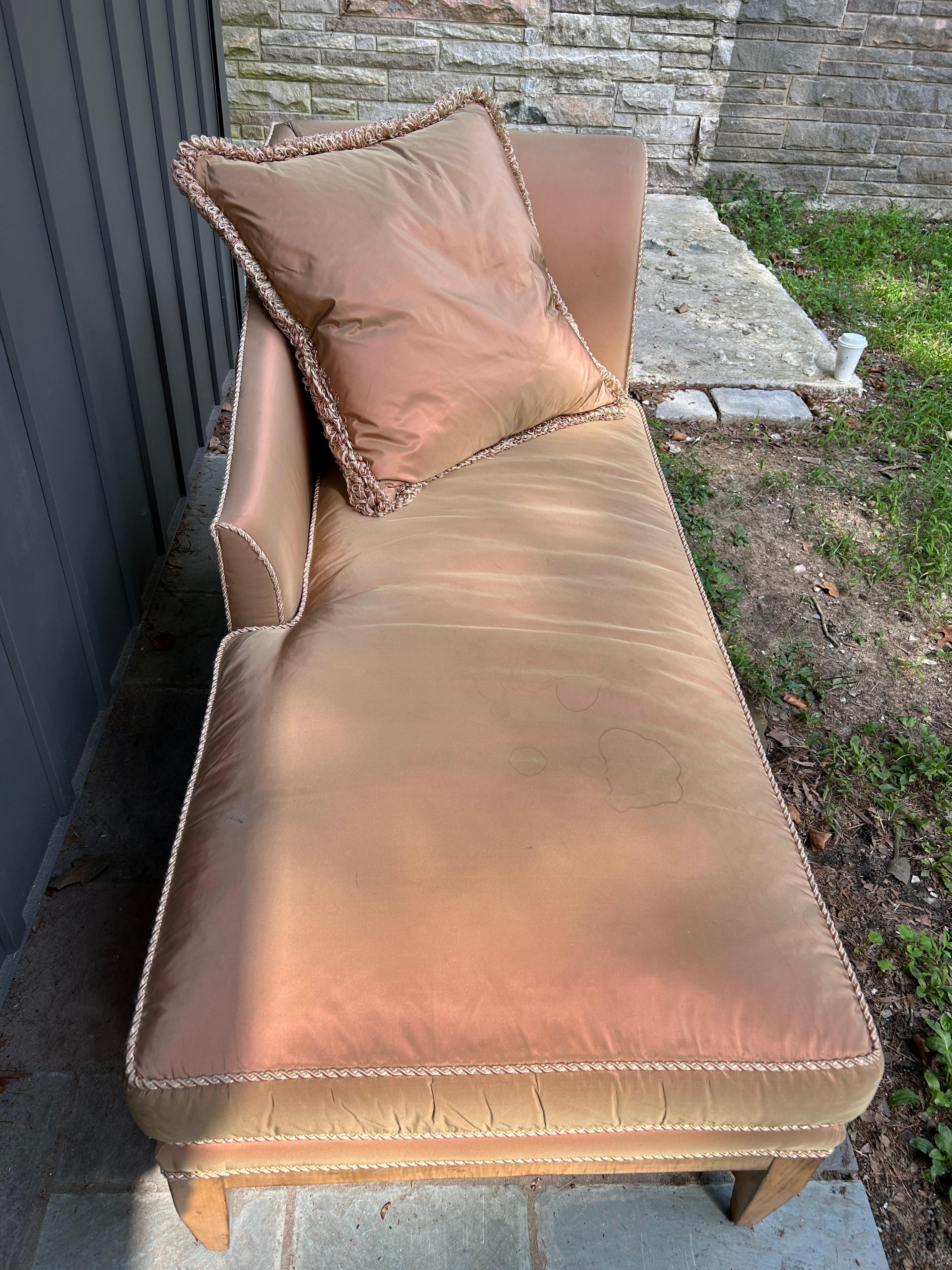 American Gorgeous Swaim Neoclassical Chaise Lounge For Sale