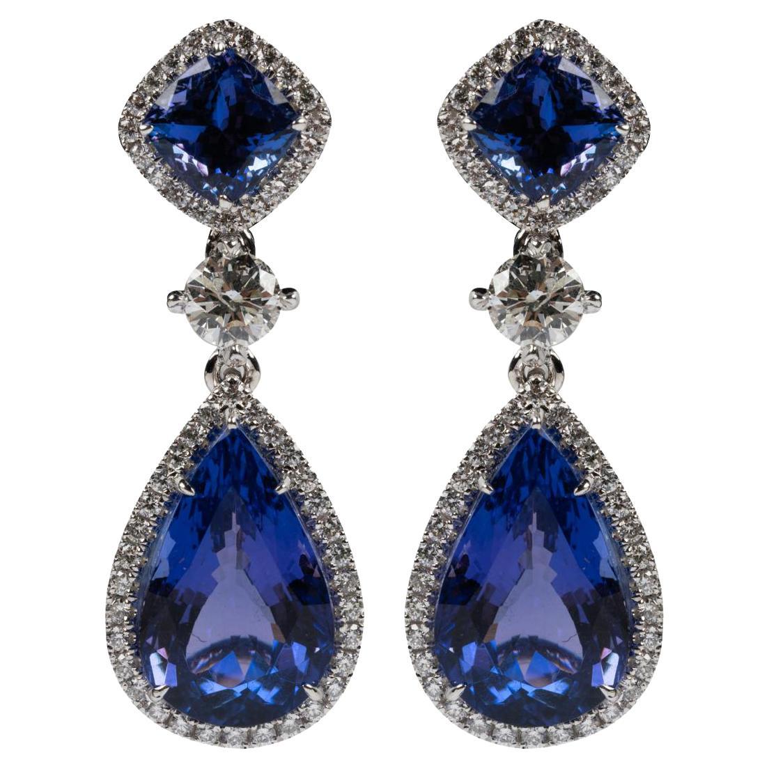 Gorgeous Tanzanite and Diamond Dangling Earrings in 18k For Sale