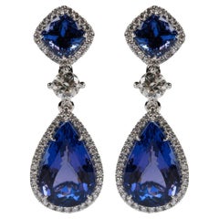 Superbes boucles d'oreilles pendantes en tanzanite et diamants 18 carats