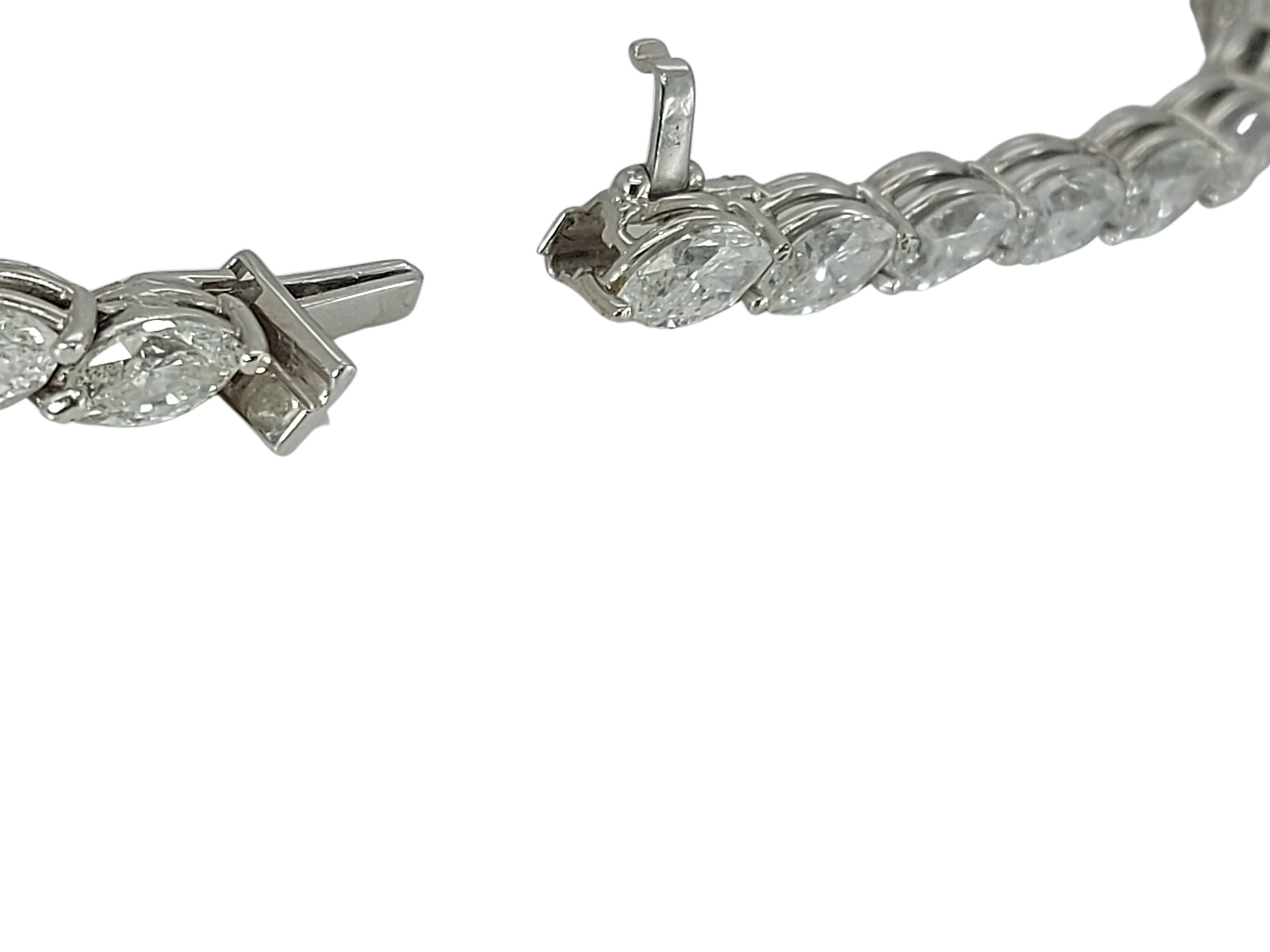 Wunderschönes Tennis-Diamantarmband mit 11,6 Karat  Diamanten im Marquise-Schliff für Damen oder Herren im Angebot