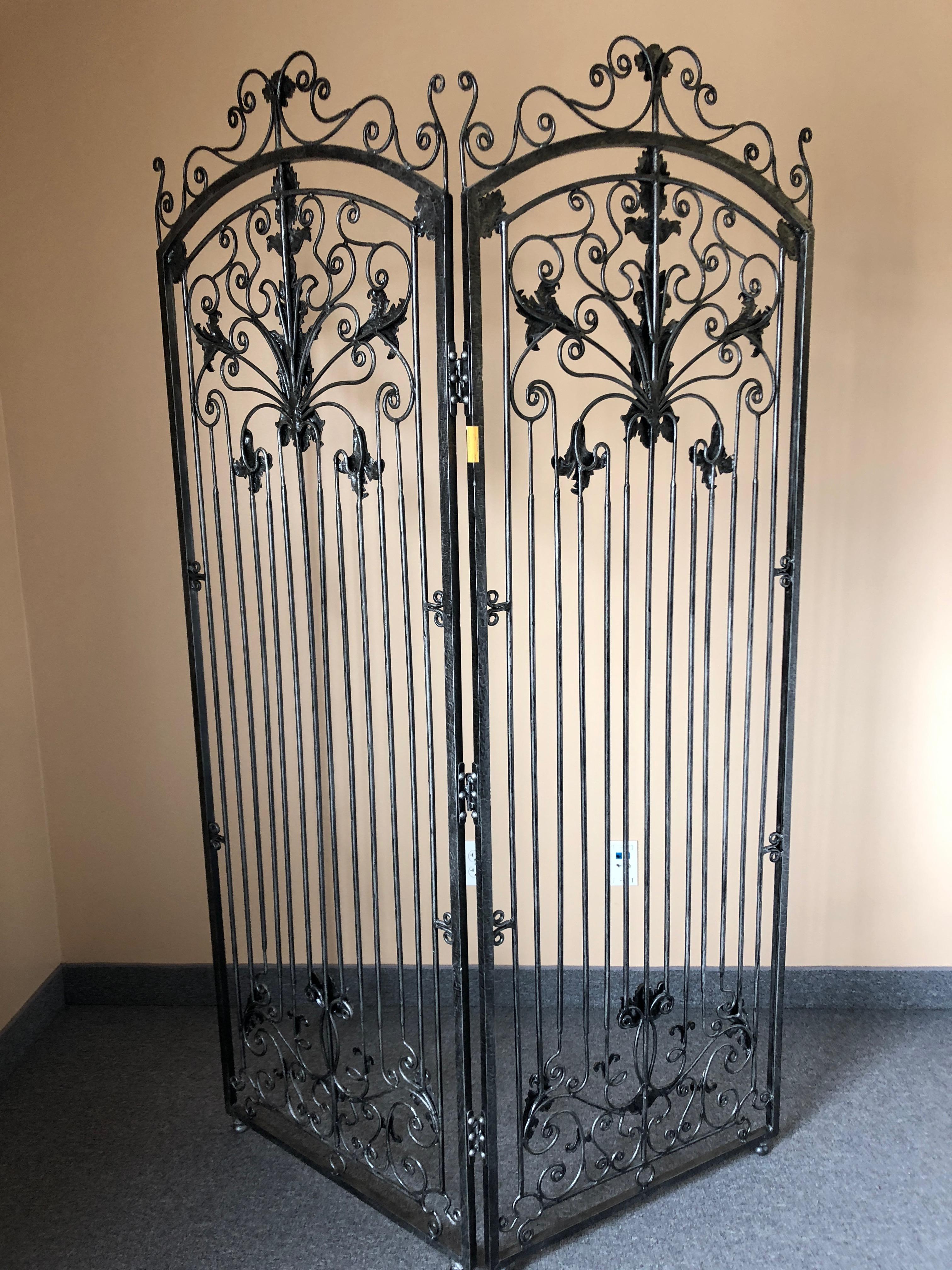 Gorgeous Theodore Alexander 2 Panel Silver Antiqued Iron Screen Room Divider In Excellent Condition In Hopewell, NJ