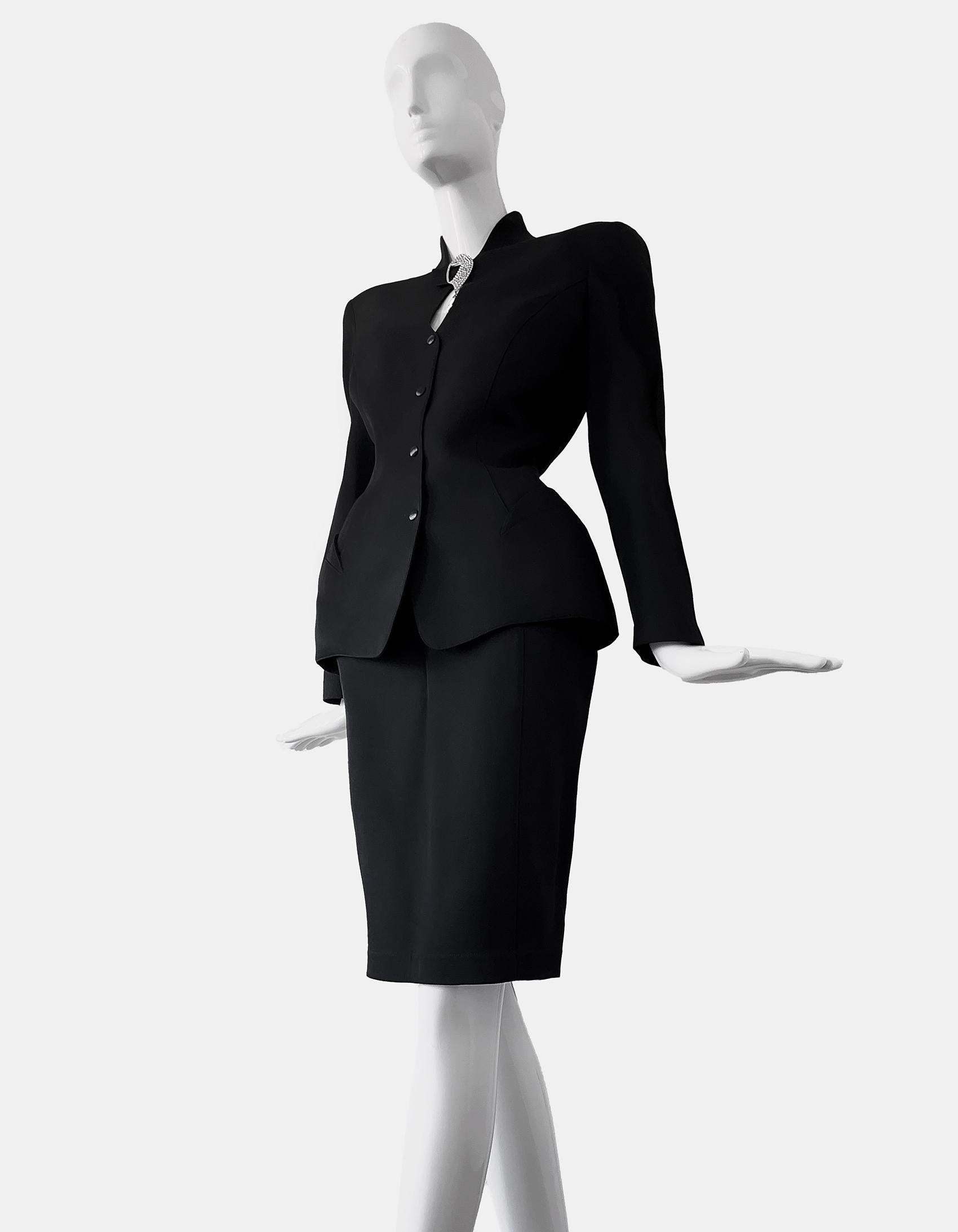 Gorgeous Thierry Mugler Crystal Glam Ensemble Sculptural Black Jacket Skirt Set  For Sale 1