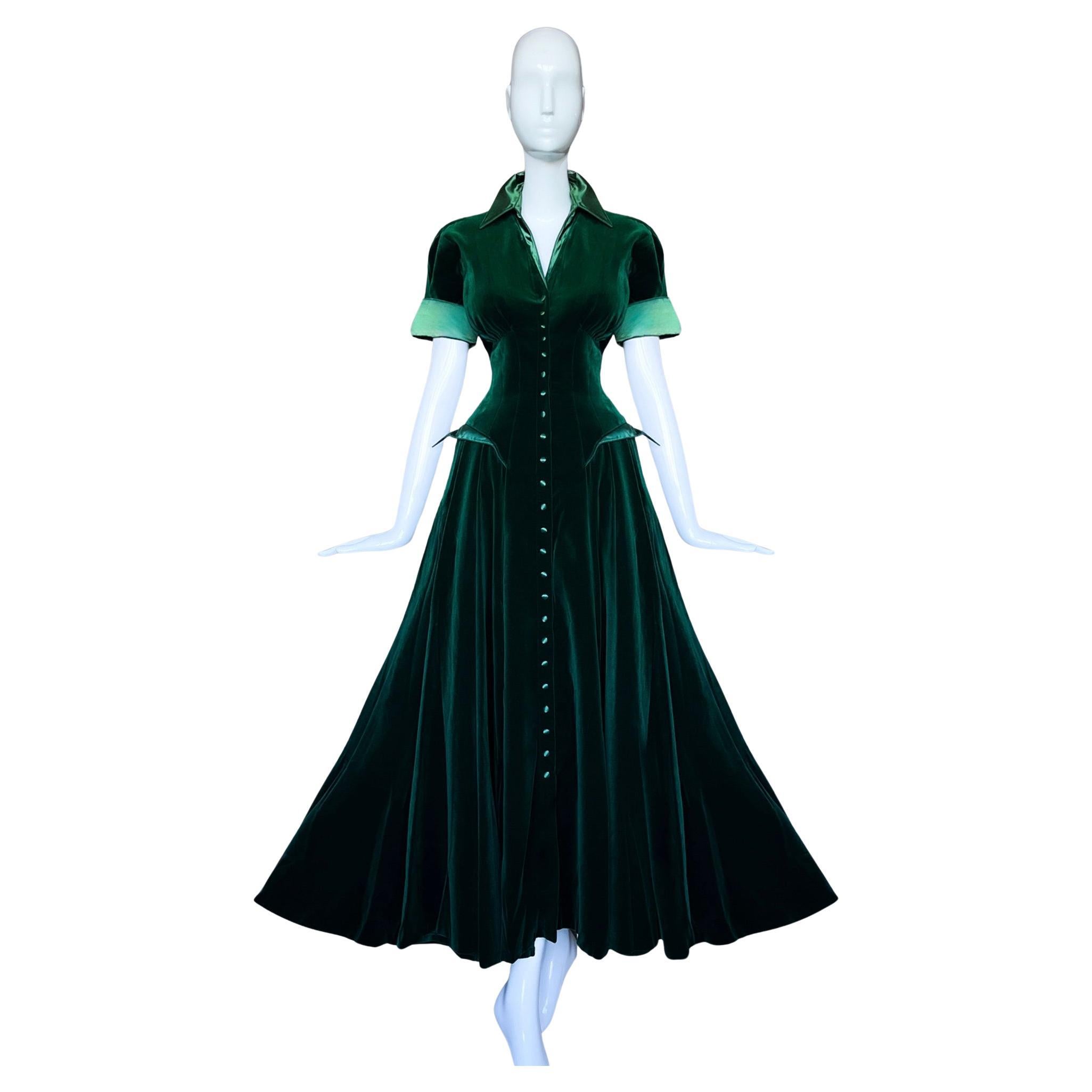 Gorgeous Thierry Mugler FW 1993 Sculptural  Dress Velvet Evening Gown in vendita