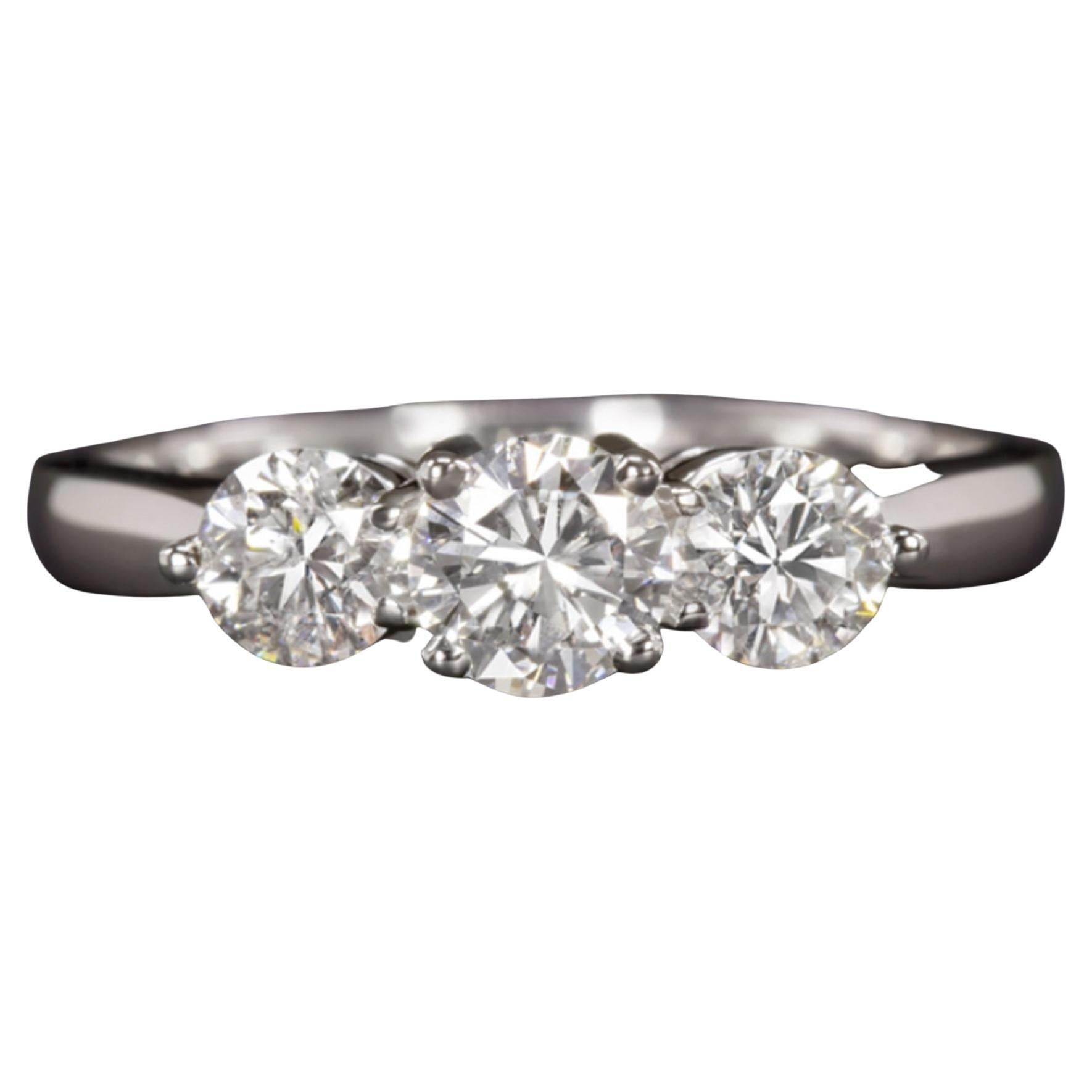 Gorgeous Three Stone Round Diamond Ring For Sale