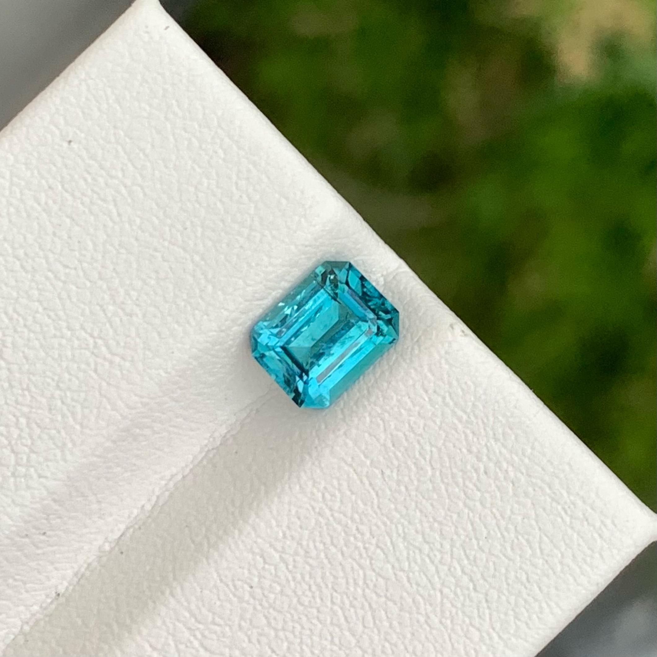 Weight 1.65 carats 
Dimensions 7.8 x 6.1 x 4.4 mm
Treatment None 
Origin Afghanistan 
Clarity SI (Slightly Included)
Shape Octagon 
Cut Emerald 


Tiffany Blue Tourmaline is a stunning gemstone known for its beautiful blue-green color, reminiscent