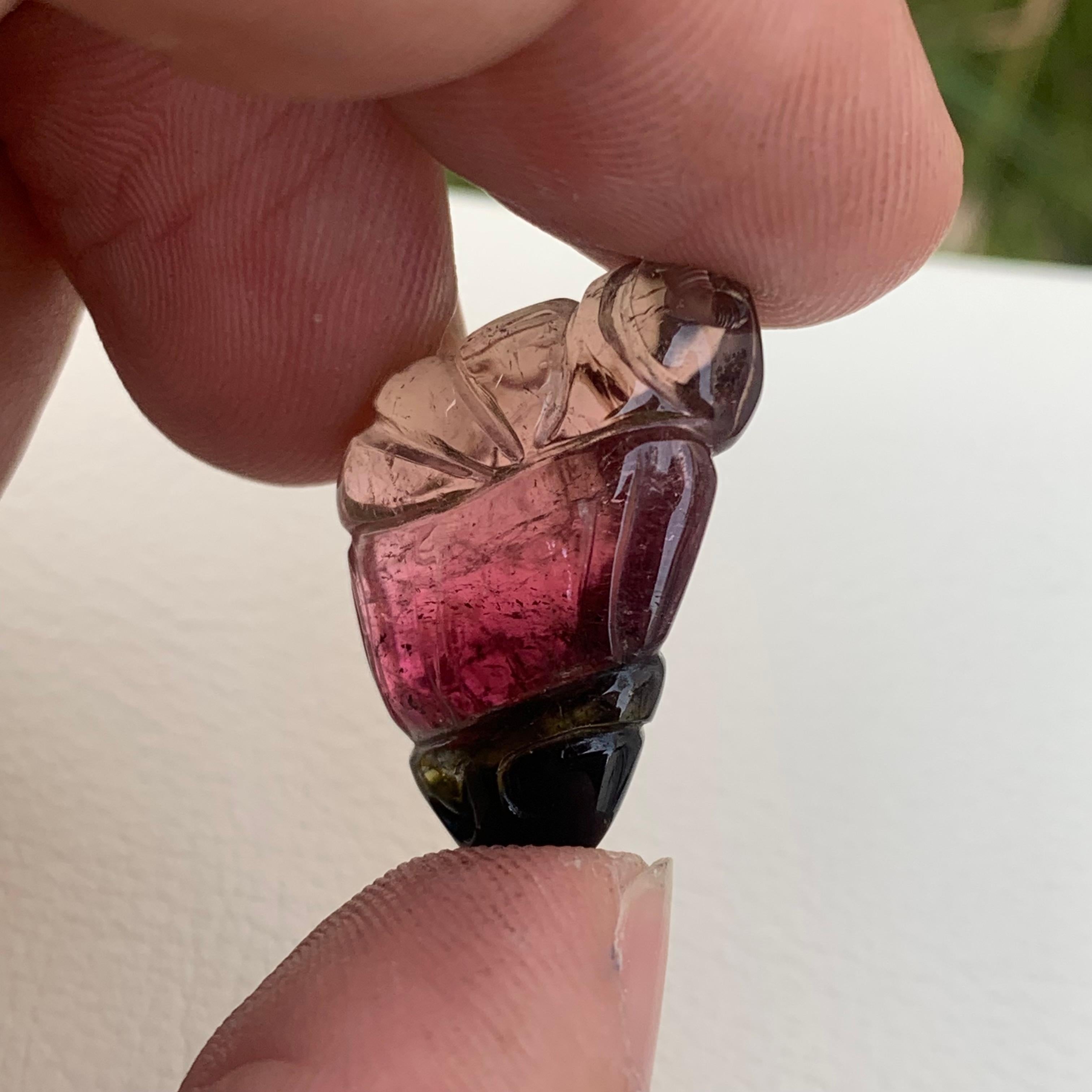 Gorgeous Tri Color Tourmaline Carving Gemstone for Necklace Jewelry 22.25 Carat For Sale 3