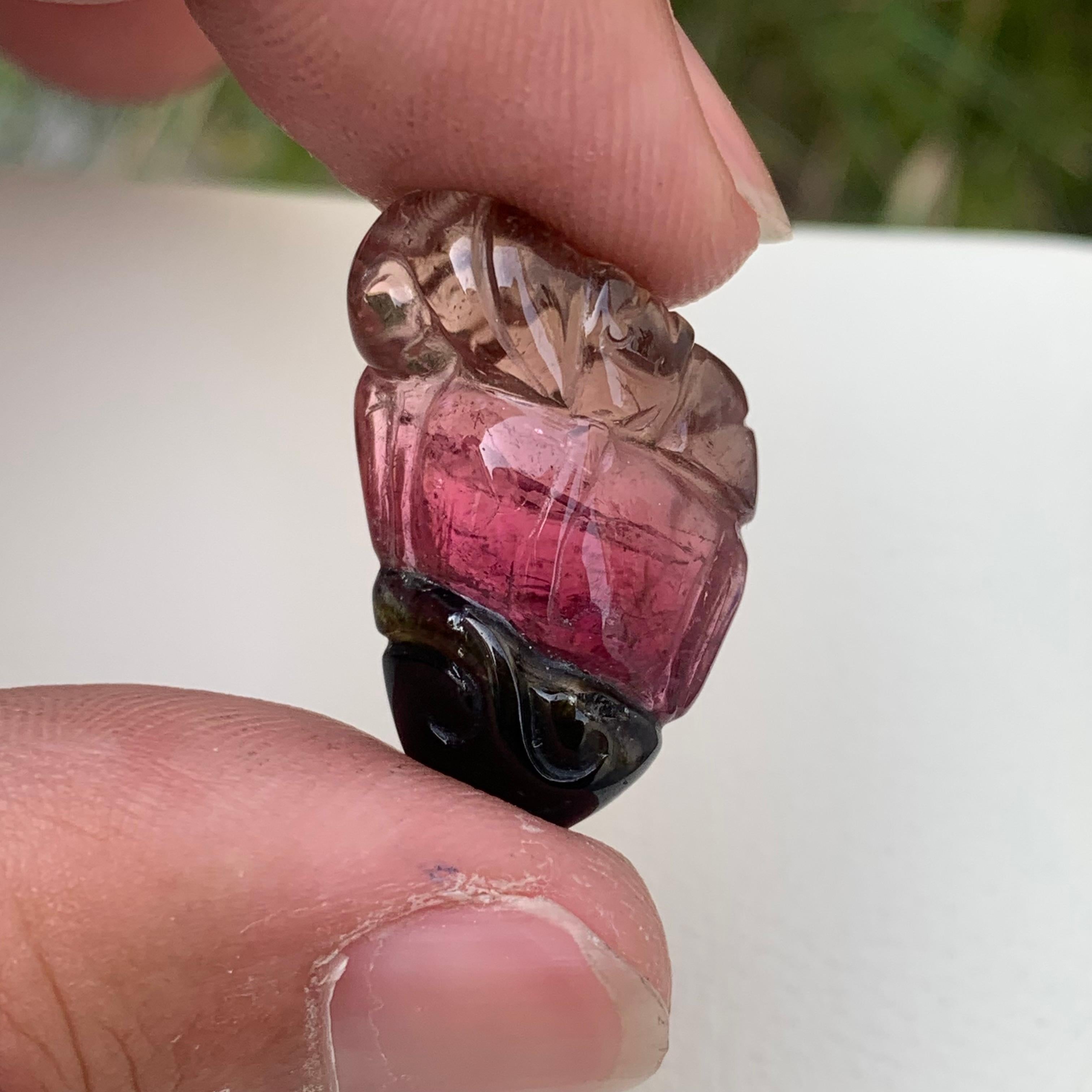 Women's or Men's Gorgeous Tri Color Tourmaline Carving Gemstone for Necklace Jewelry 22.25 Carat For Sale