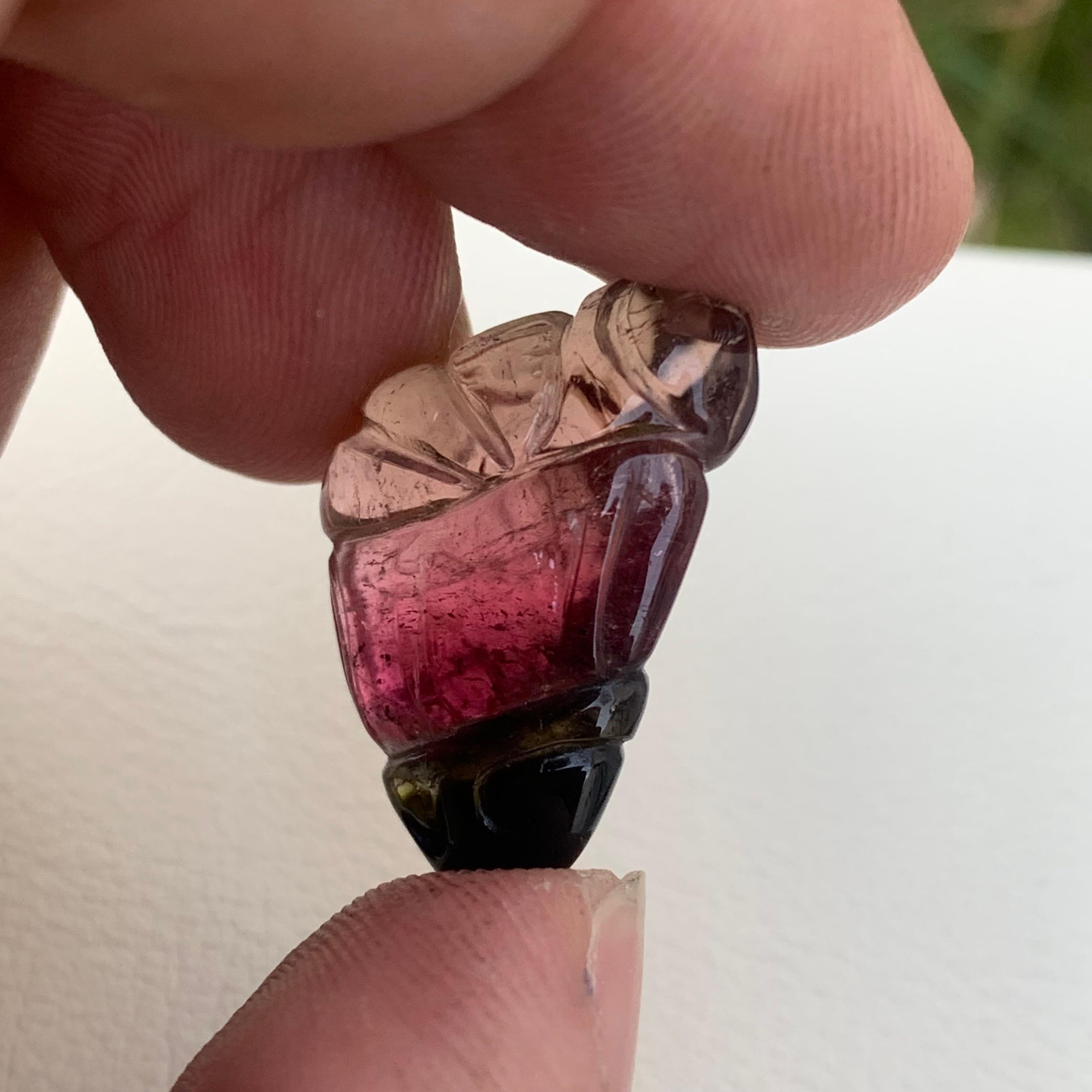 Gorgeous Tri Color Tourmaline Carving Gemstone for Necklace Jewelry 22.25 Carat For Sale 1