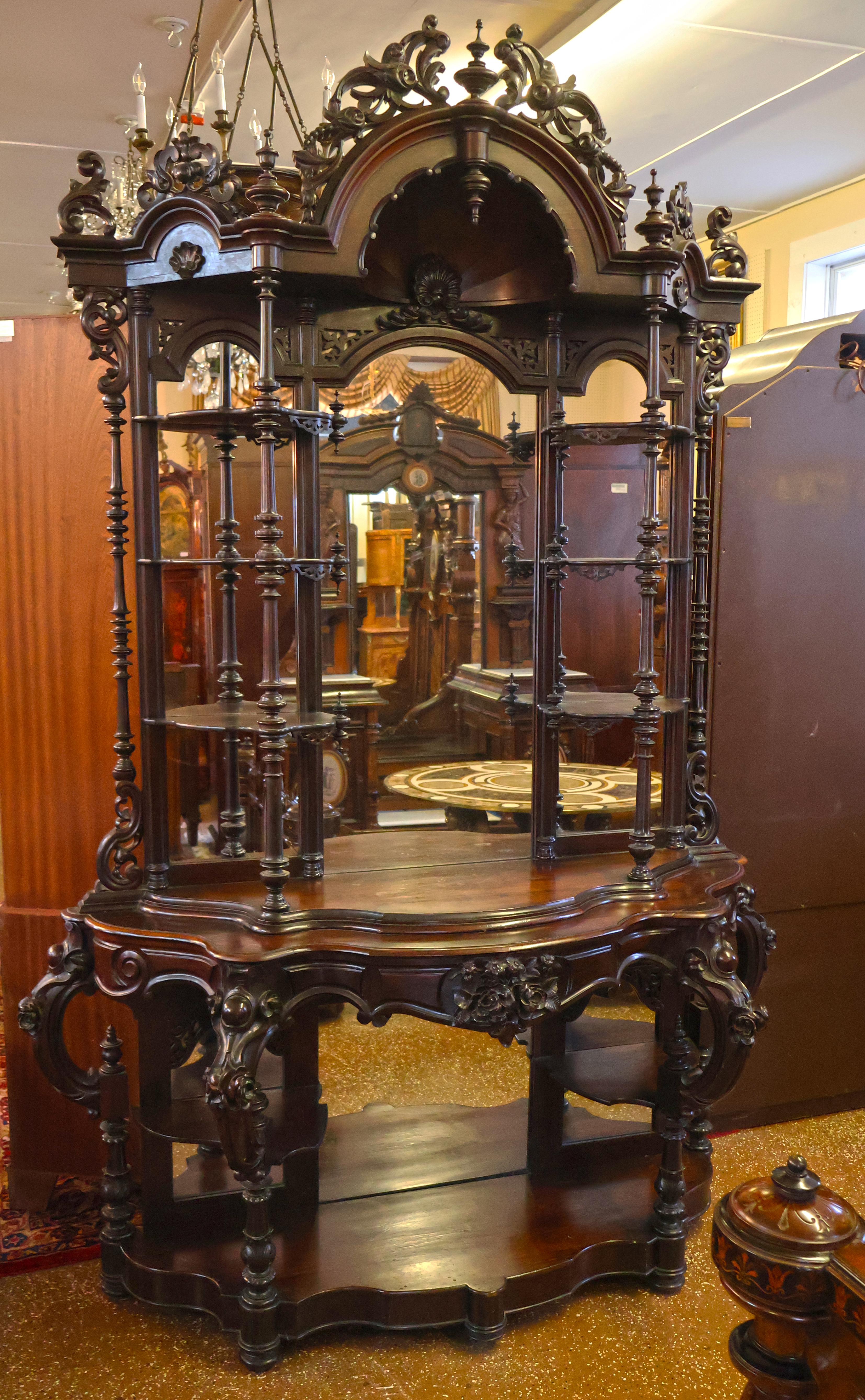 Wunderschöne Etagere aus Rosenholz von Thomas Brooks aus dem 19.

Abmessungen: 105