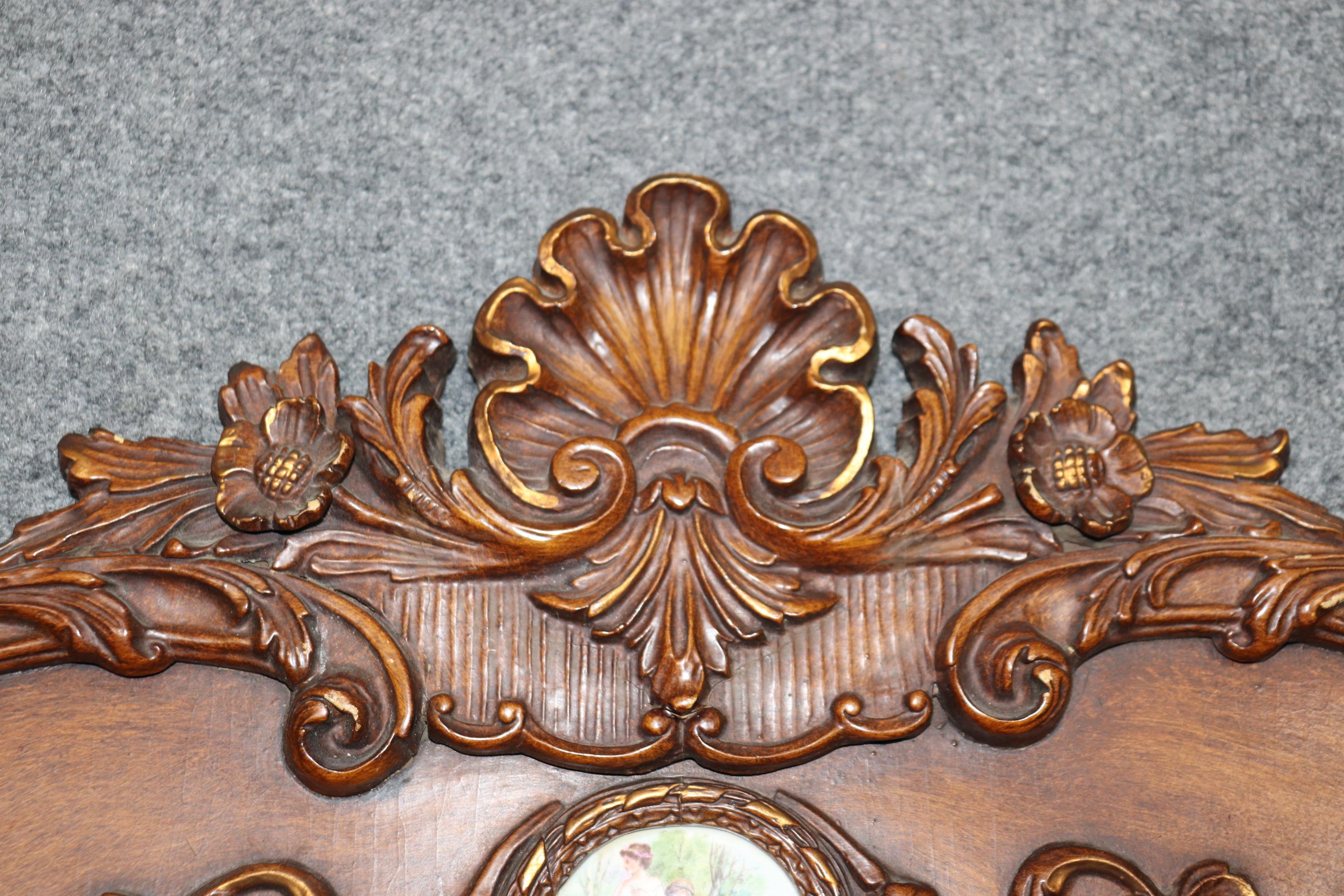 Gorgeous Vienna Porcelain Encrusted Style Figural Carved Rococo Wall Mirror In Good Condition In Swedesboro, NJ