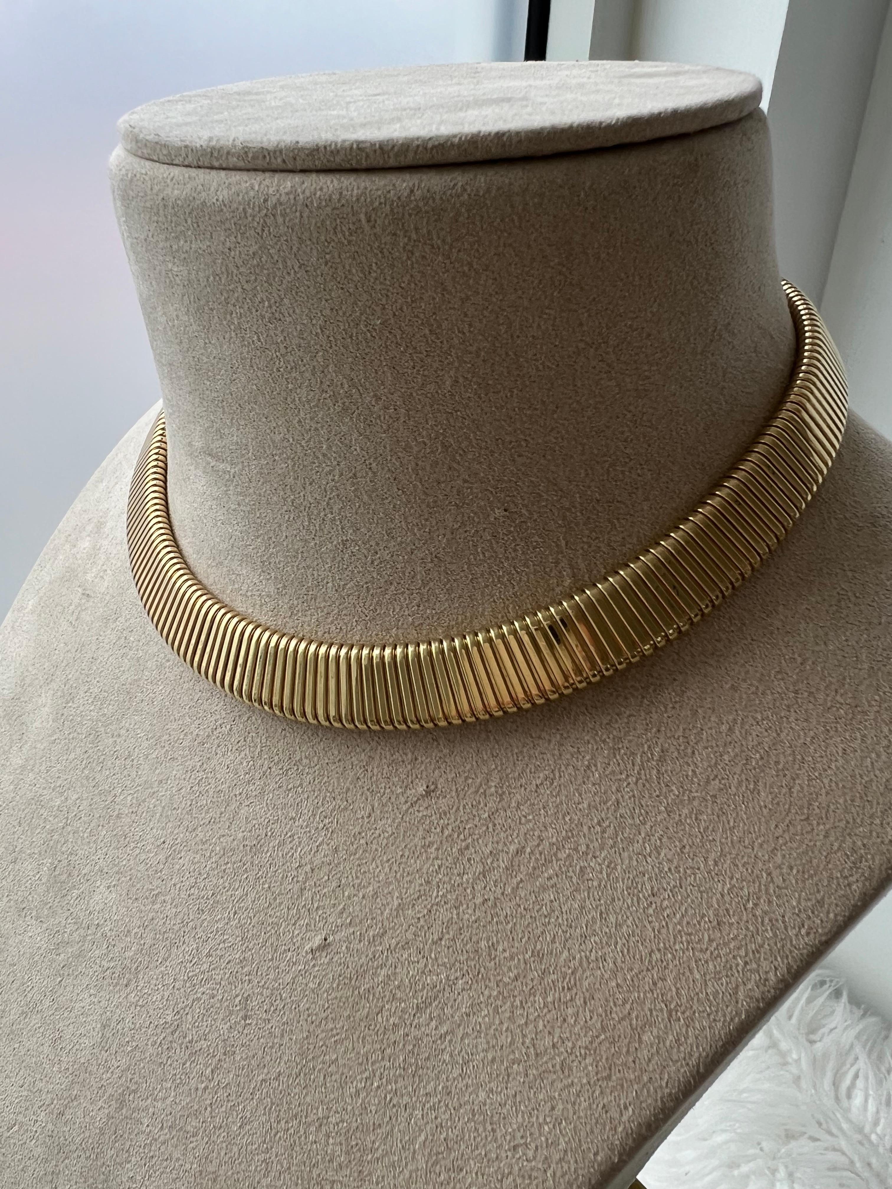 LOVE LOVE LOVE. I just love me some TUBOGAS! It's just the perfect luxe vintage gold vibe. It can be worn sooooo many different ways - just an awesome staple piece for any jewelry wardrobe. Crafted in 14K Yellow Gold, the chain weighs a super hefty
