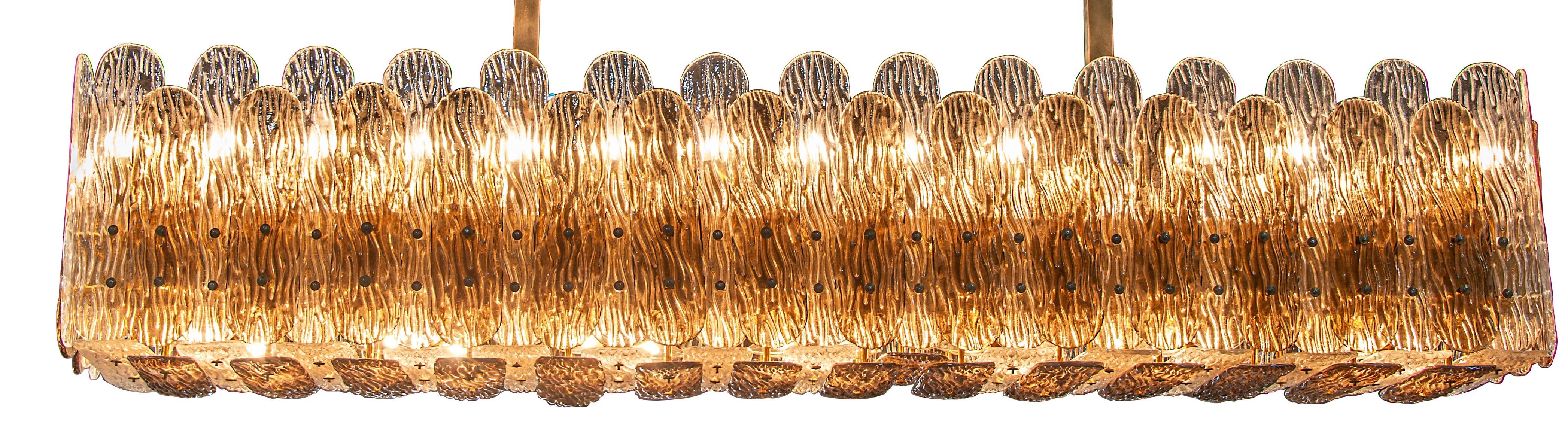 Vintage Italian Smoke Glass Dining Chandelier in Polished Brass & Piastra Panels In Excellent Condition For Sale In LA, CA