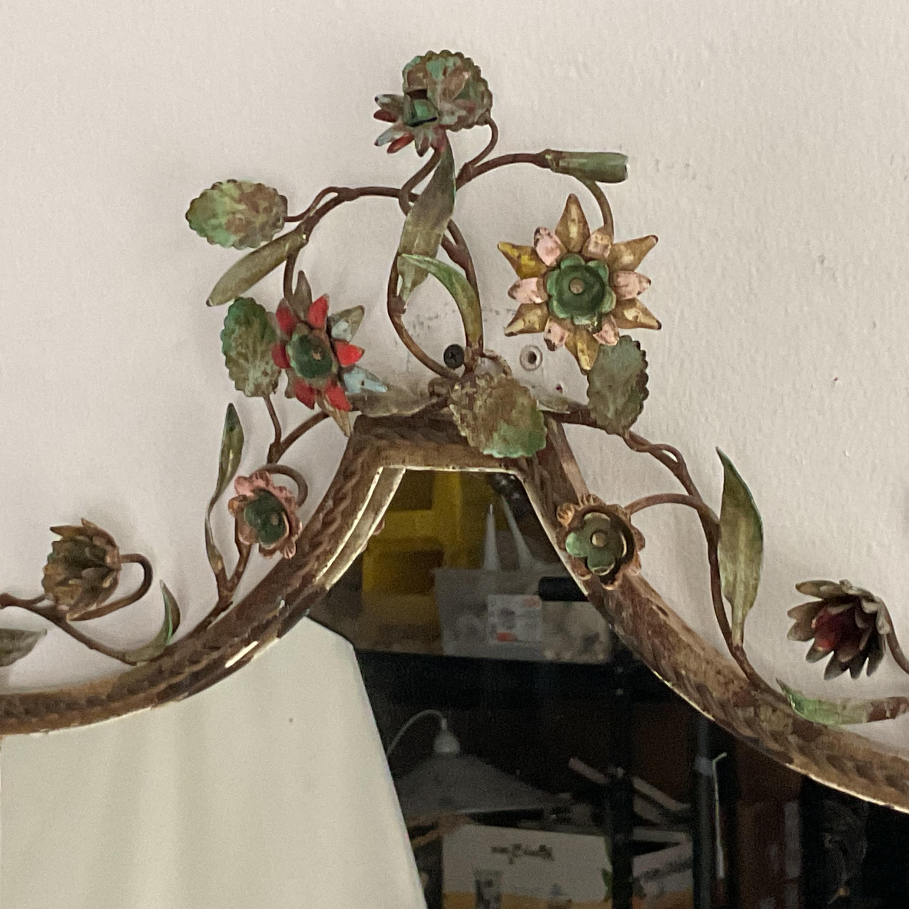 Precioso Espejo Floral Tole Vintage Italiano Metal en venta