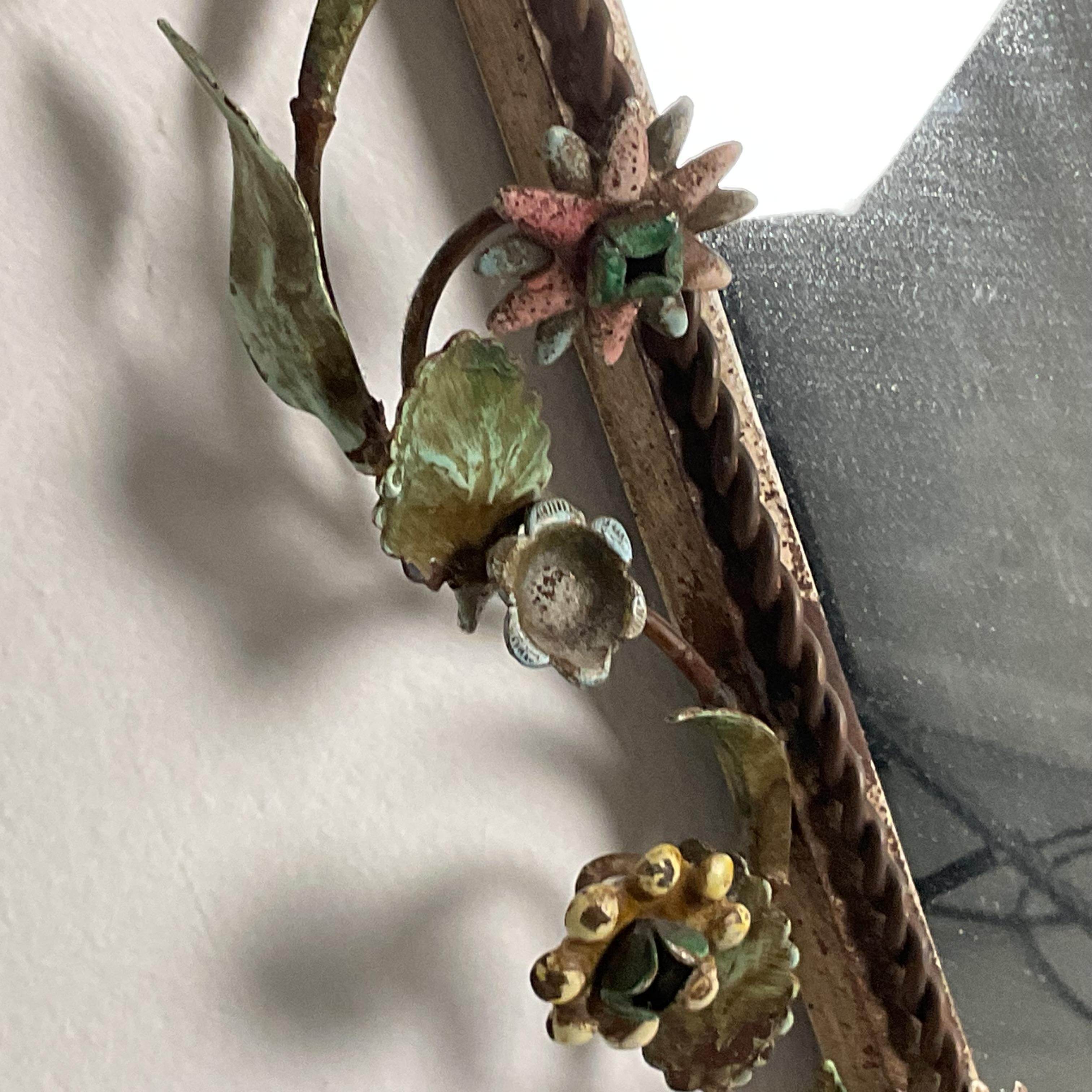 Precioso Espejo Floral Tole Vintage Italiano en venta 3