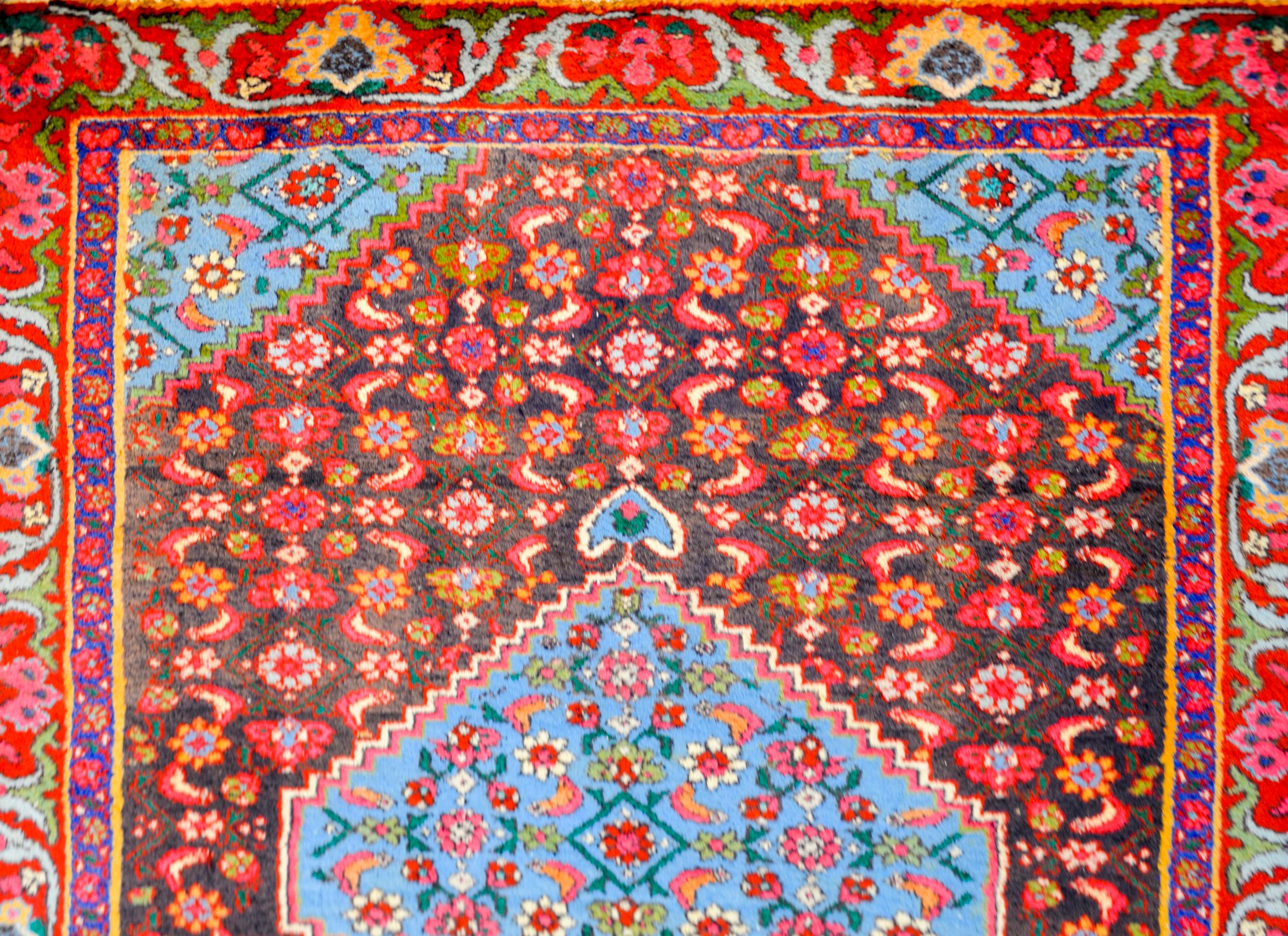 Gorgeous Vintage Mid-20th Century Hamadan Rug In Good Condition In Chicago, IL